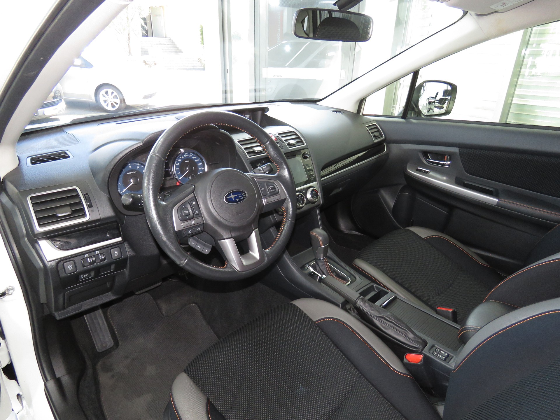 SUBARU XV 2.0 Swiss Two AWD CVT (Automat)-image-6