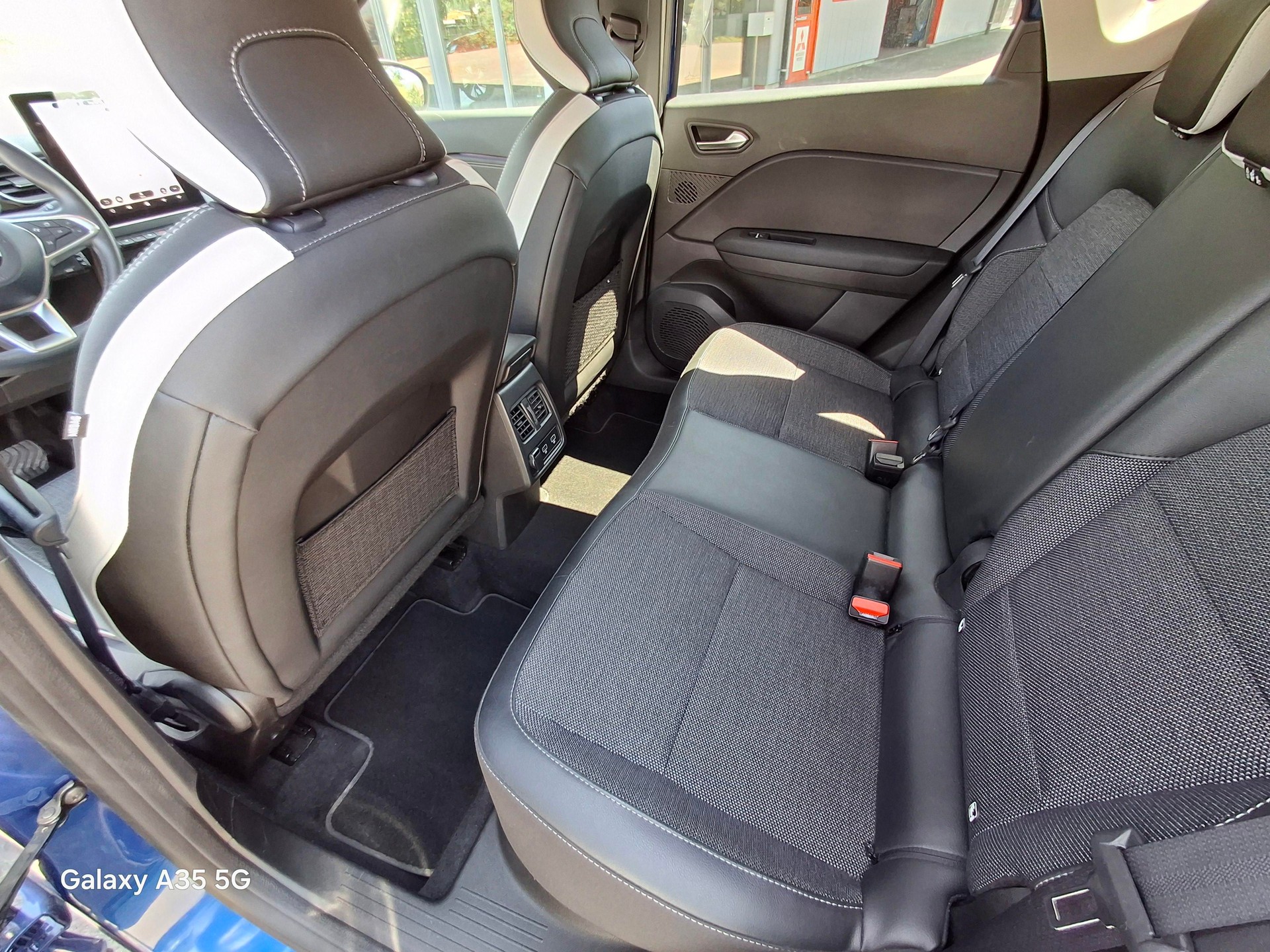 MITSUBISHI ASX 1.6 HEV Intense-image-6