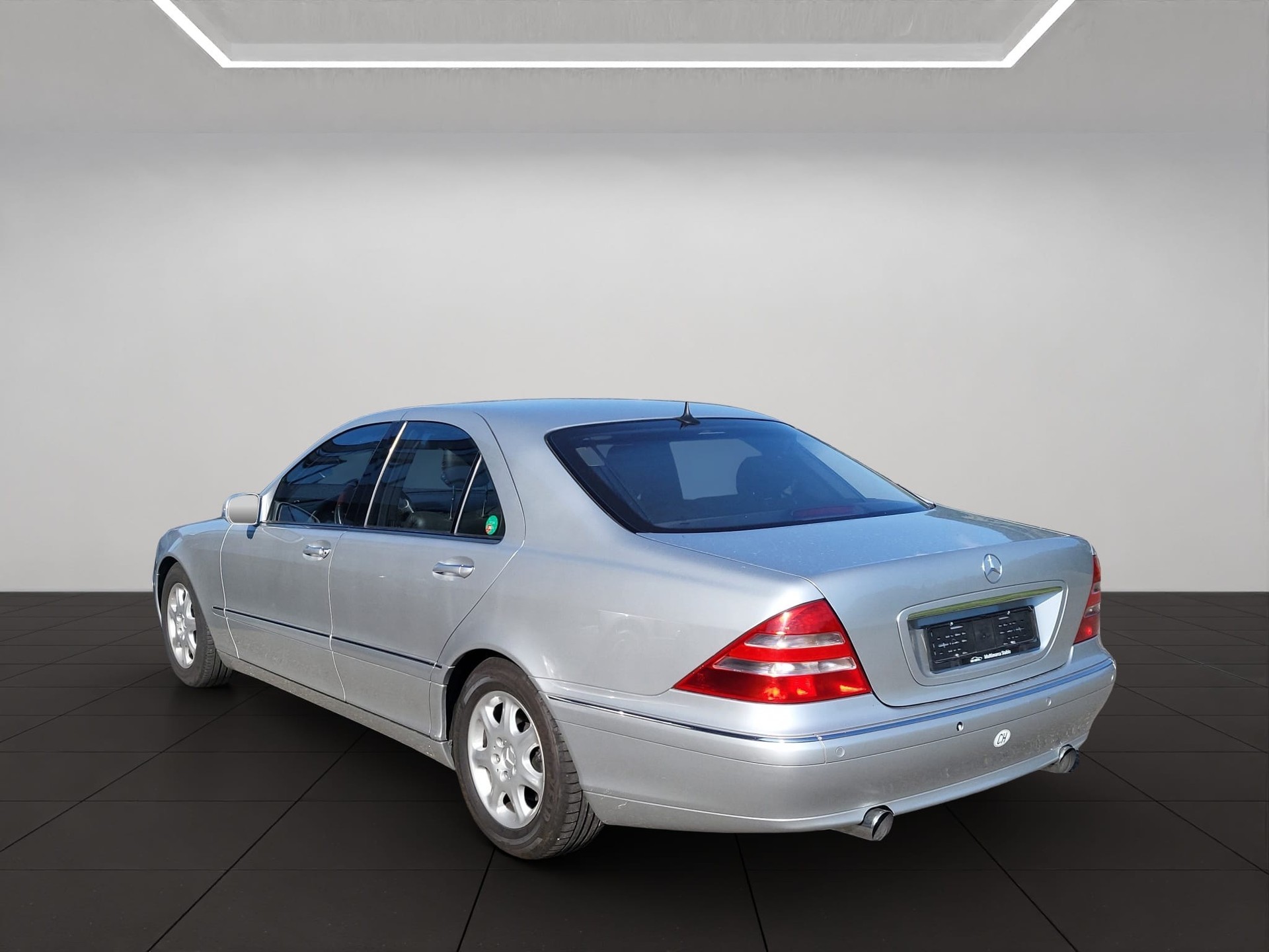 MERCEDES-BENZ S 500-image-4