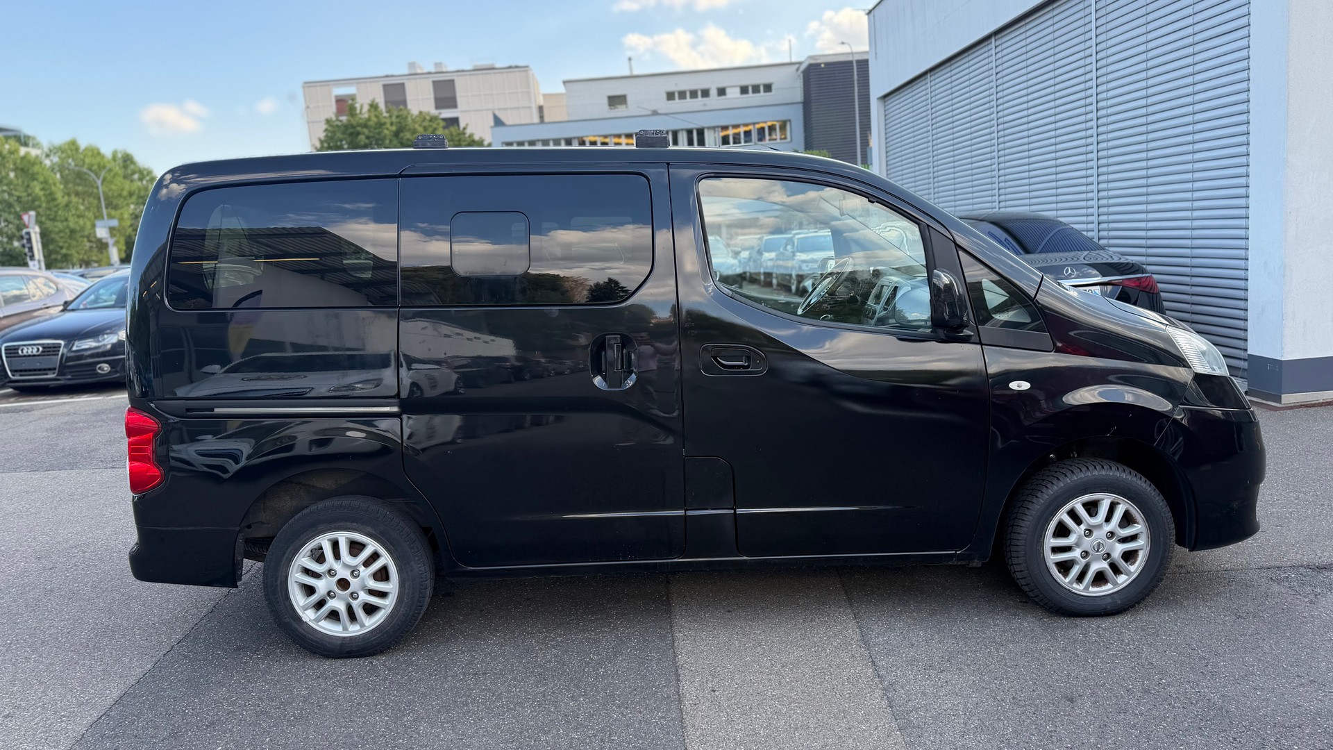NISSAN NV200 1.5 dCi 110 Evalia Tekna-image-3