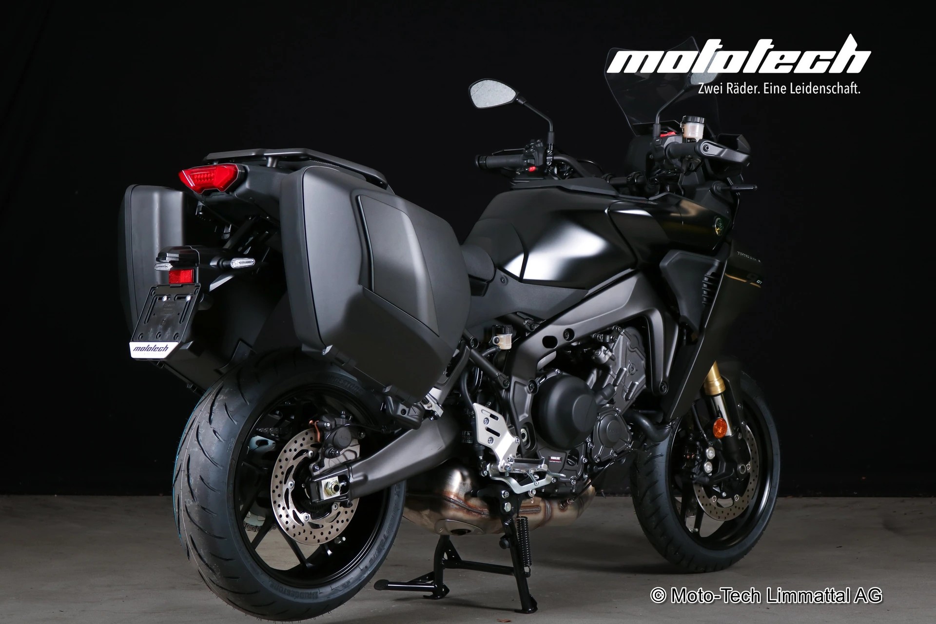 YAMAHA Tracer 9 GT-showroom-element-2