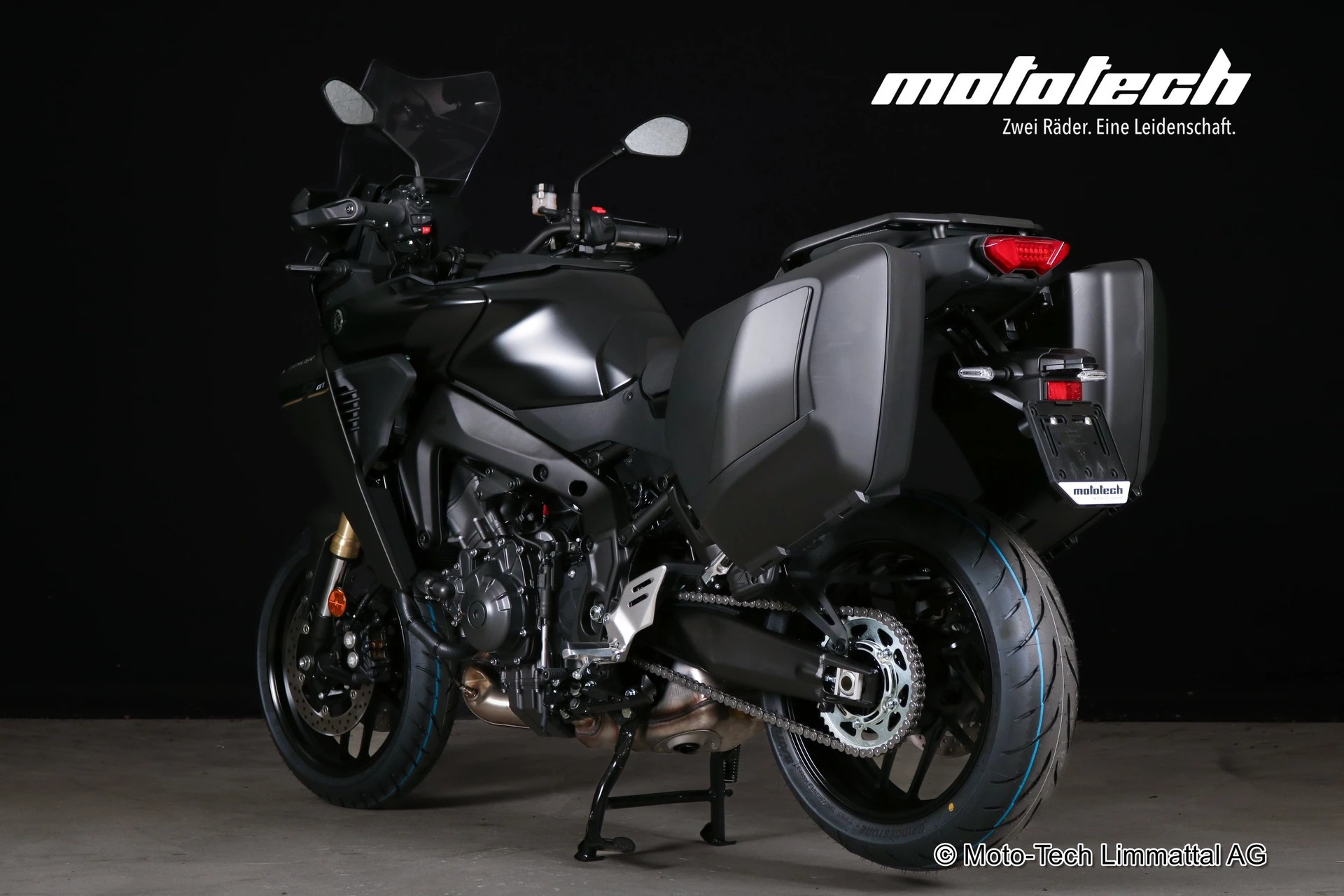 YAMAHA Tracer 9 GT-showroom-element-3