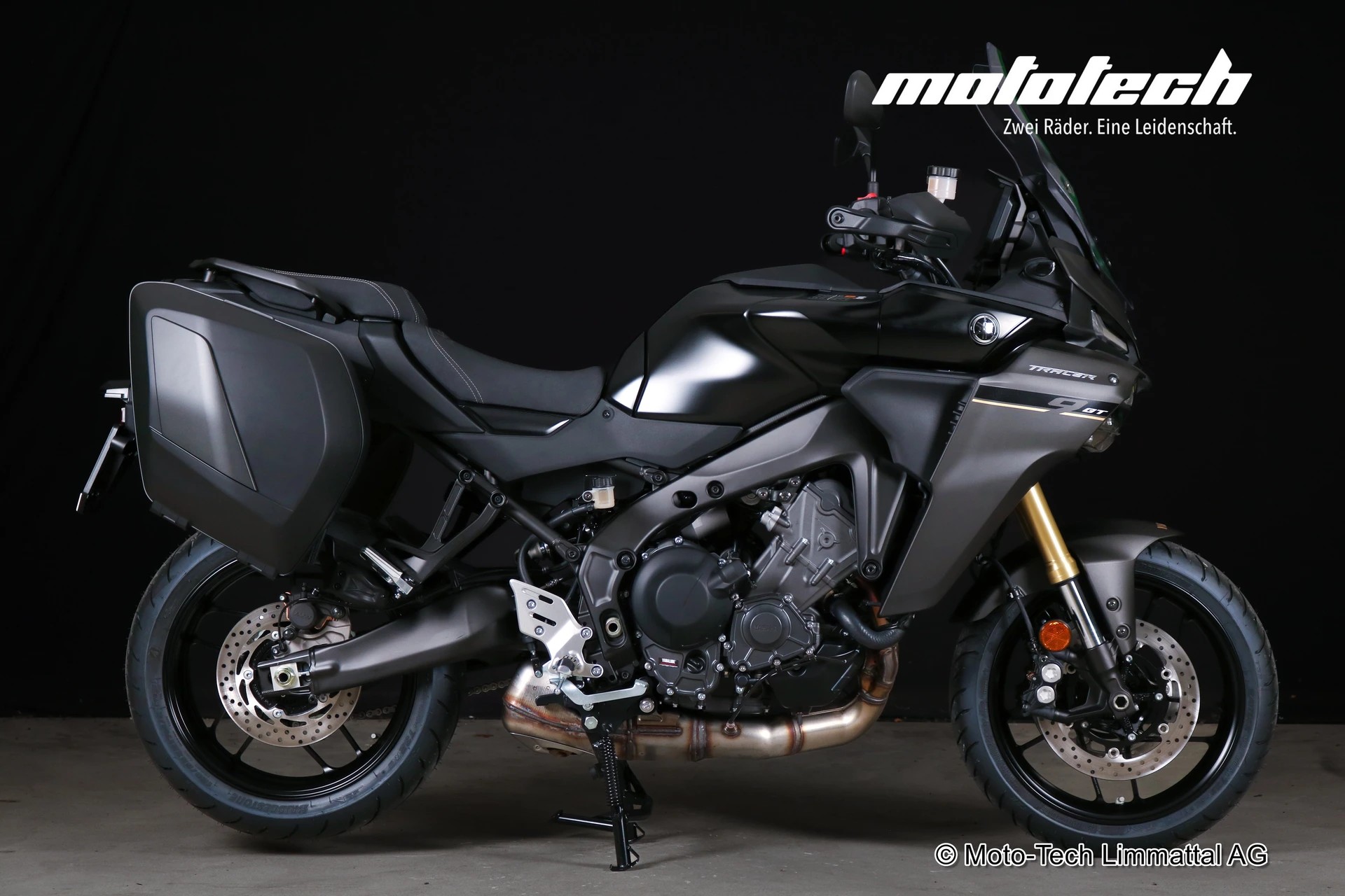 YAMAHA Tracer 9 GT-showroom-element-1
