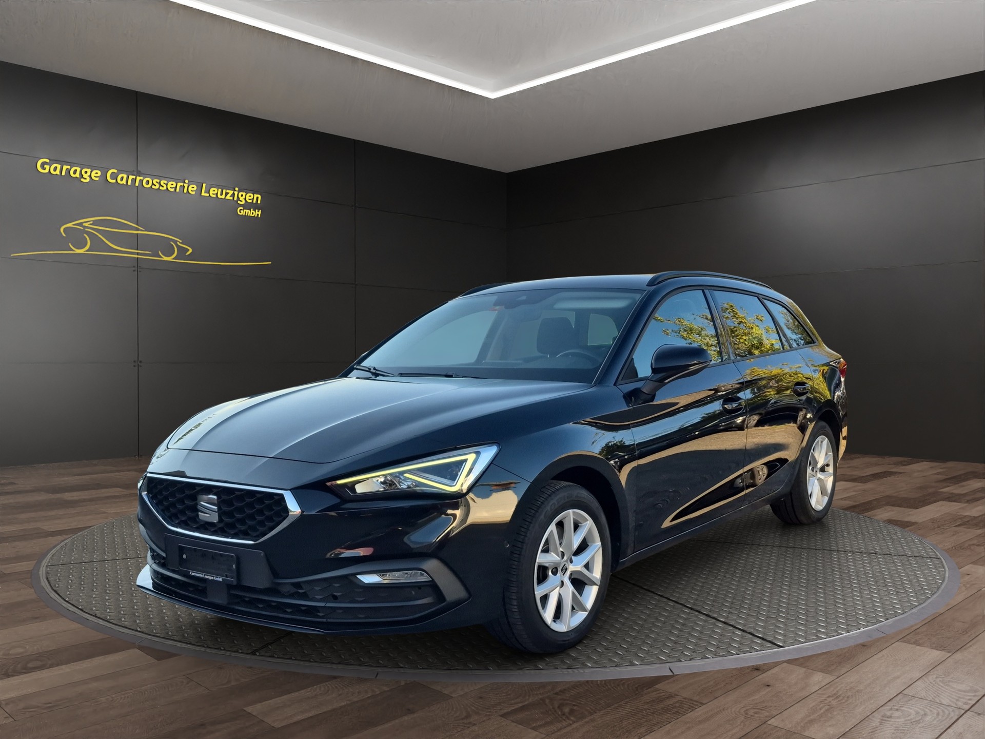SEAT Leon ST 2.0 TDI EVO DSG 4Drive Style-image-1