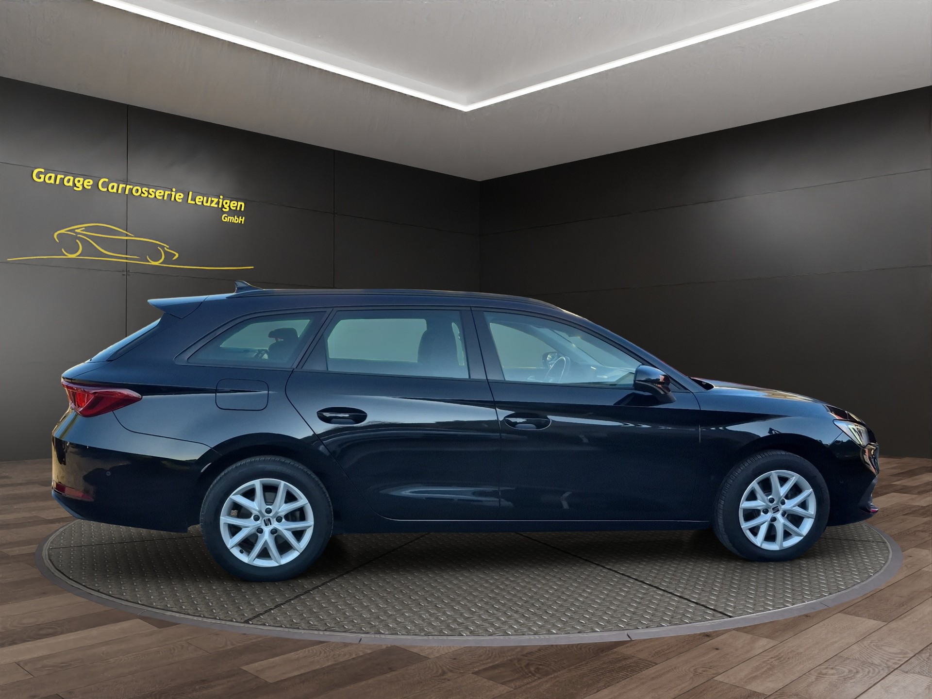 SEAT Leon ST 2.0 TDI EVO DSG 4Drive Style-image-6