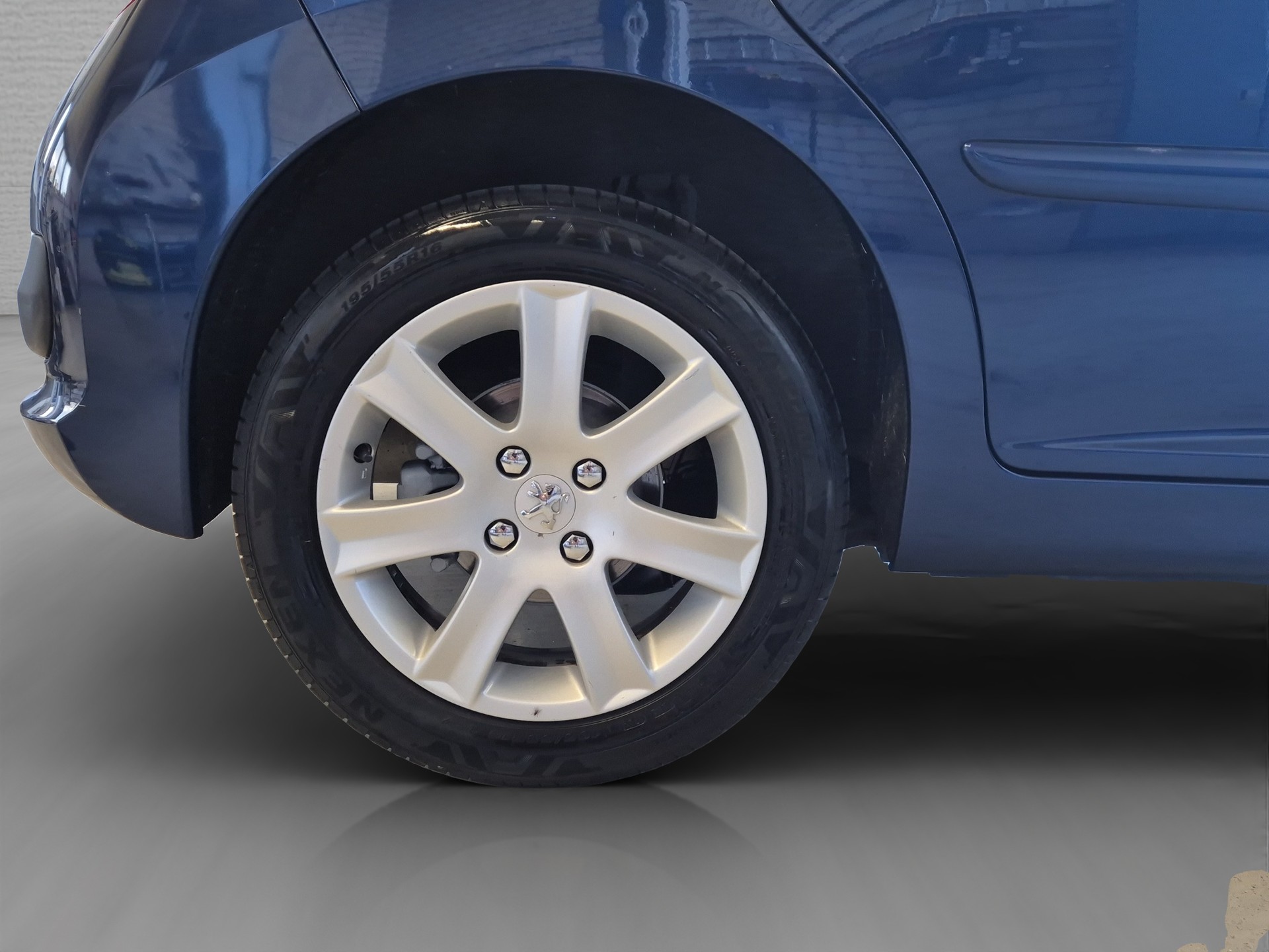 PEUGEOT 207 1.6 16V Sport Pack-image-11