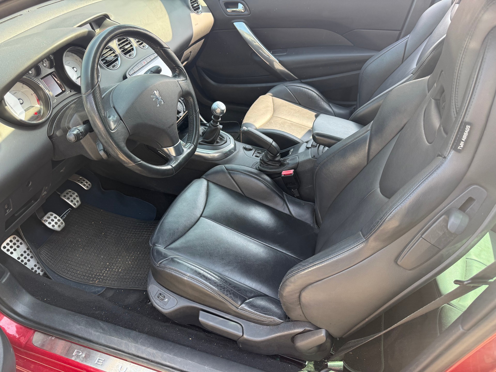 PEUGEOT 308 CC 1.6 16V Turbo Platinum-image-7
