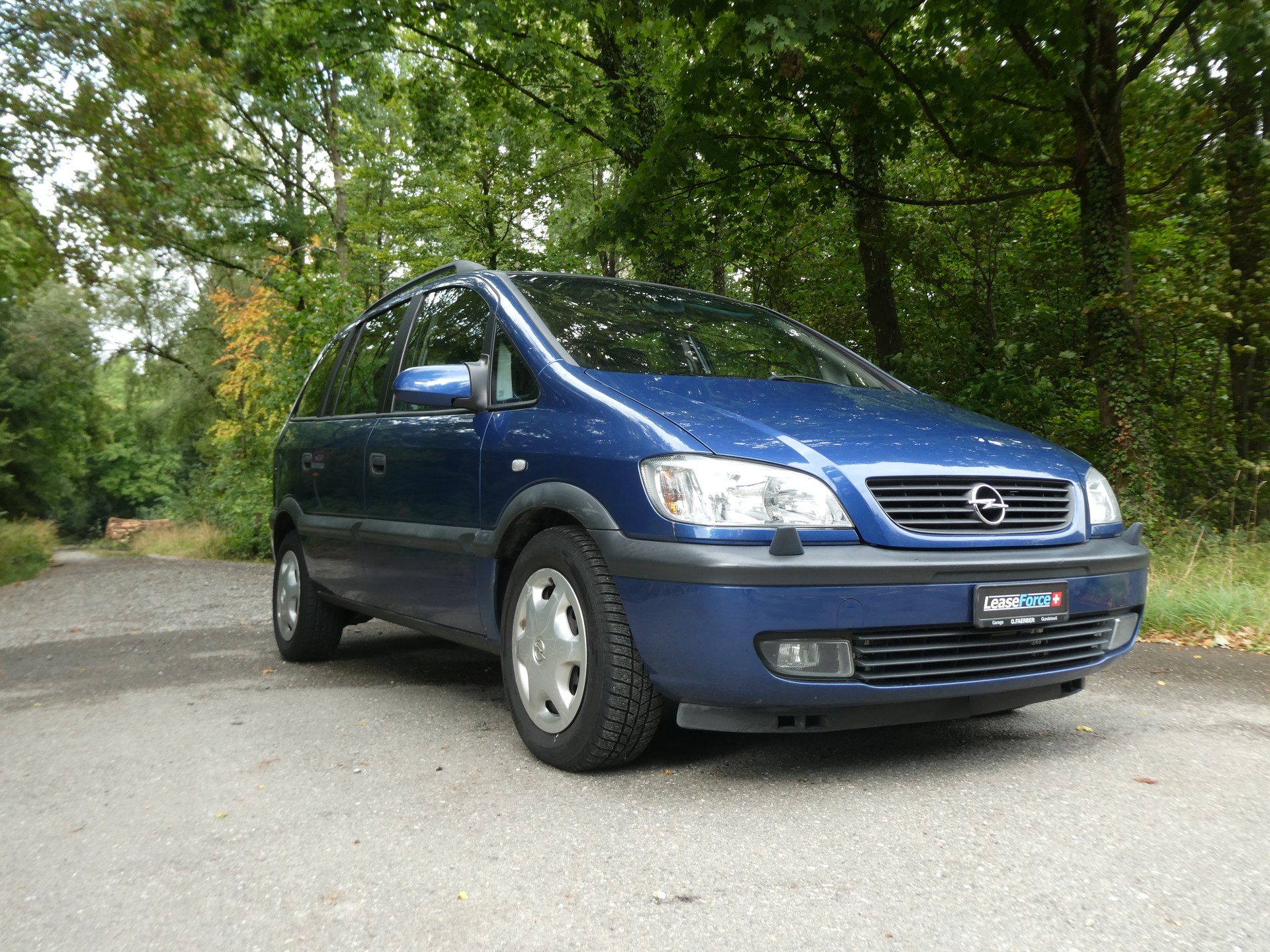 OPEL Zafira 1.8i 16V Comfort-image-1