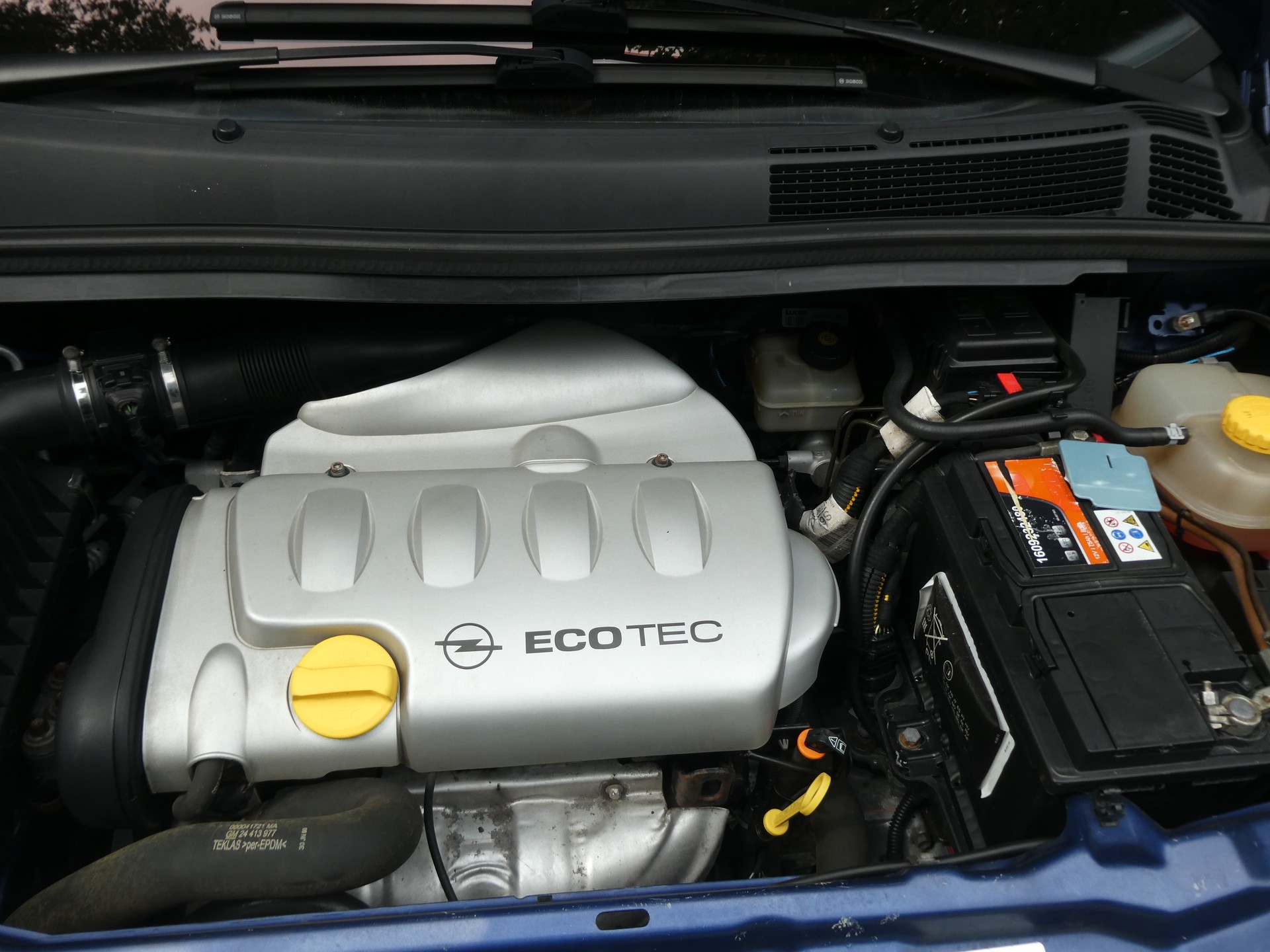 OPEL Zafira 1.8i 16V Comfort-image-14