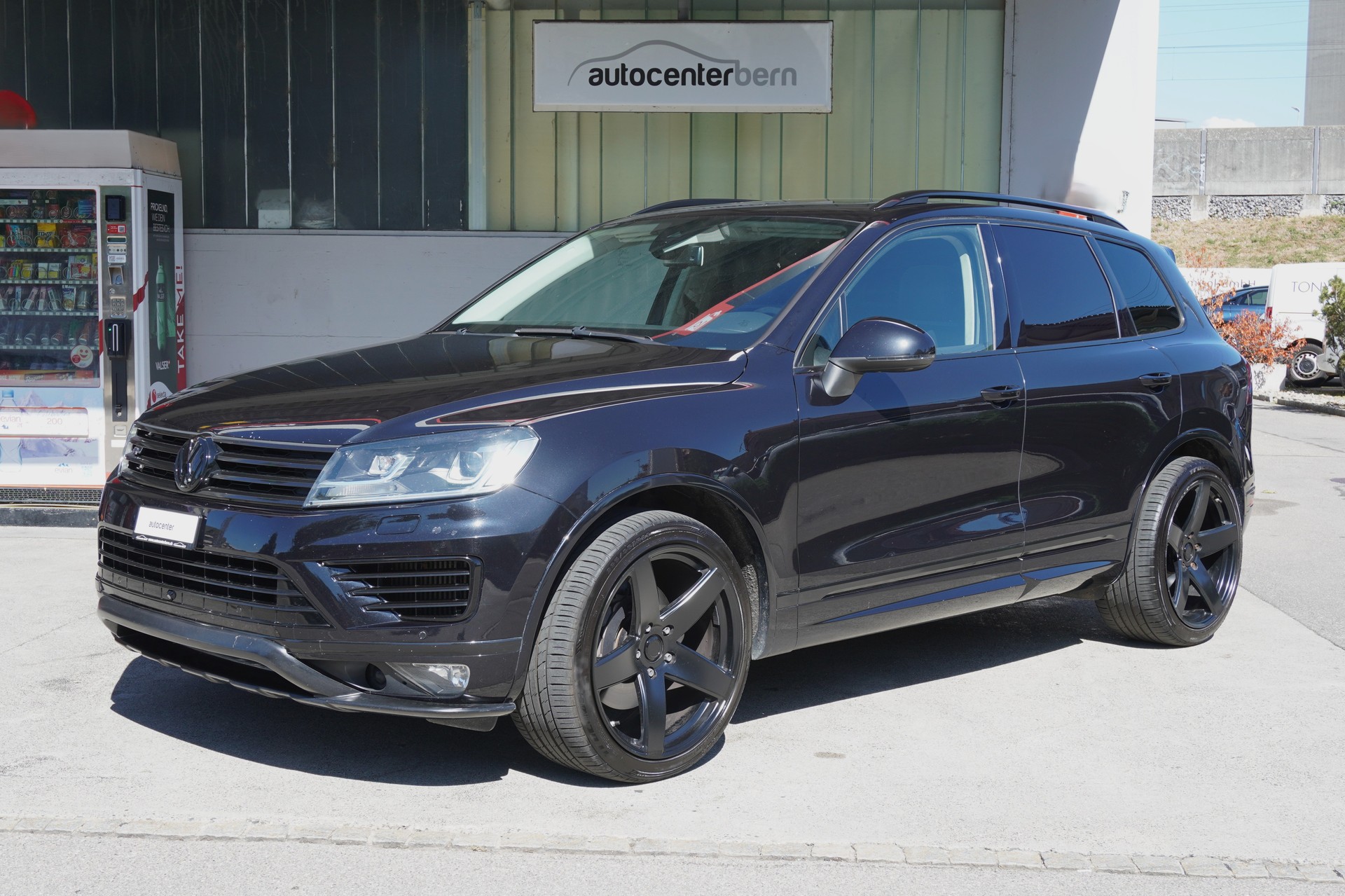VW Touareg 4.2 TDI Tiptronic-image-1