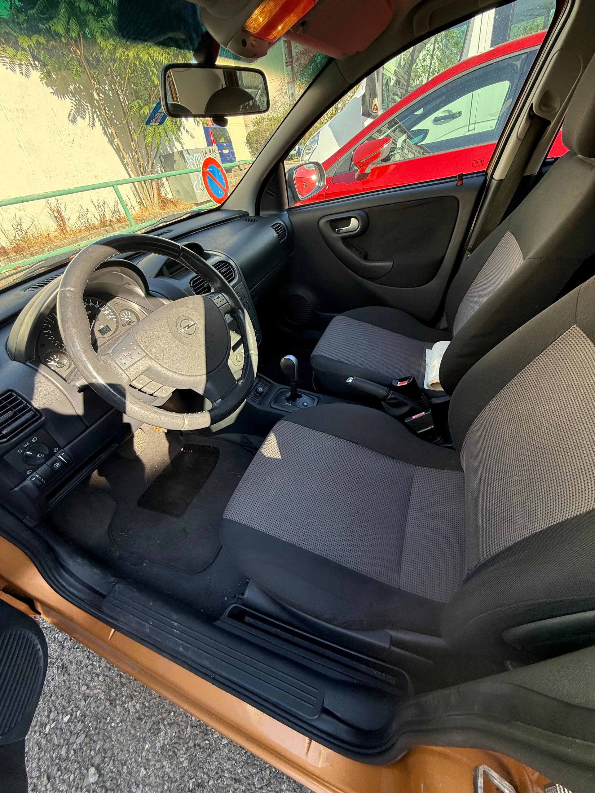 OPEL Corsa 1.4 TP Sport-image-5