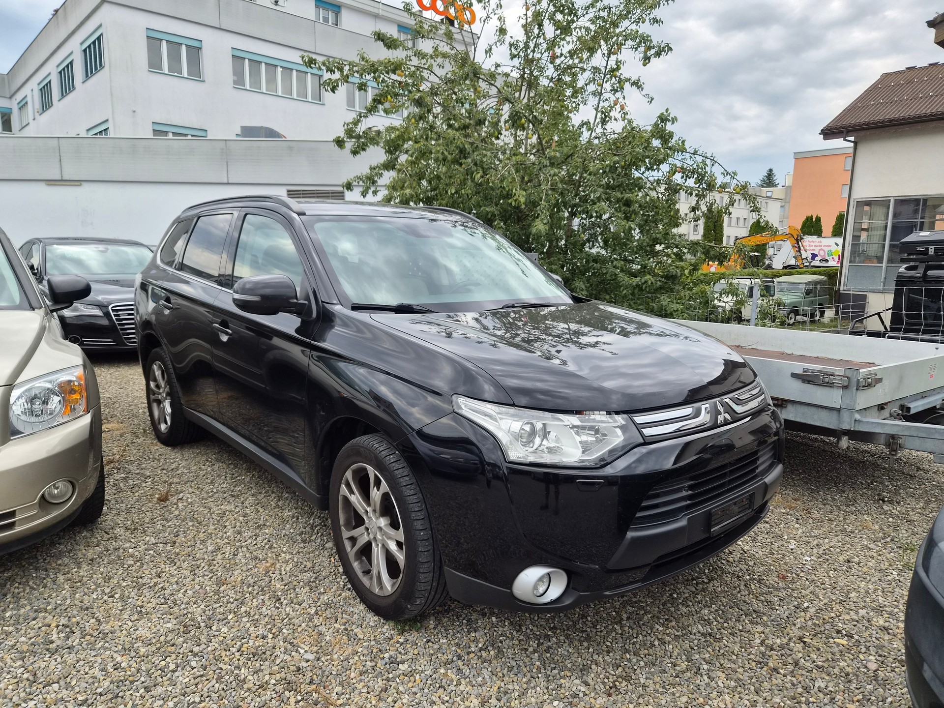 MITSUBISHI Outlander 2.2 DID Intense 4WD Automatic