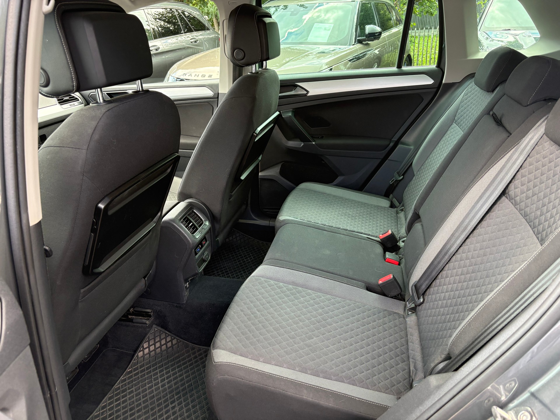 VW Tiguan 1.4TSI Comfortline 4Motion-image-10
