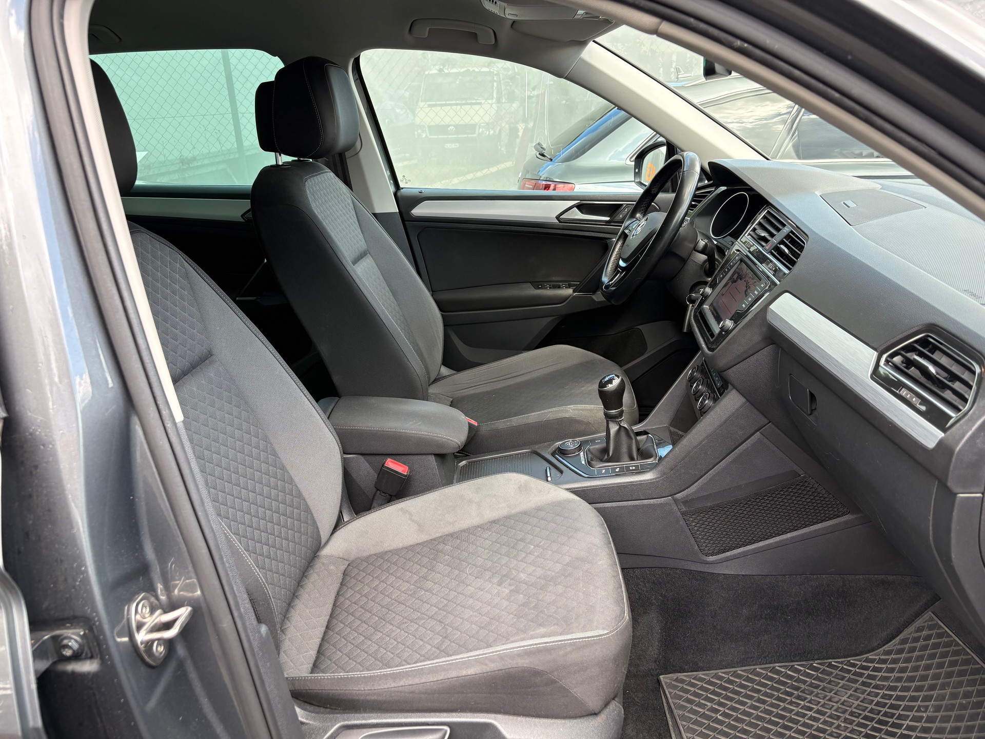 VW Tiguan 1.4TSI Comfortline 4Motion-image-9