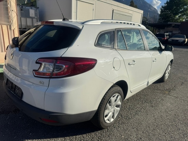 RENAULT Mégane Grandtour 1.5 dCi Energy-image-4