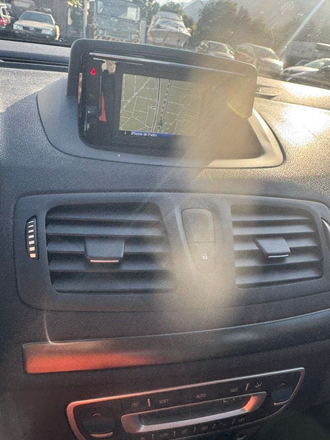 RENAULT Mégane Grandtour 1.5 dCi Energy-image-10