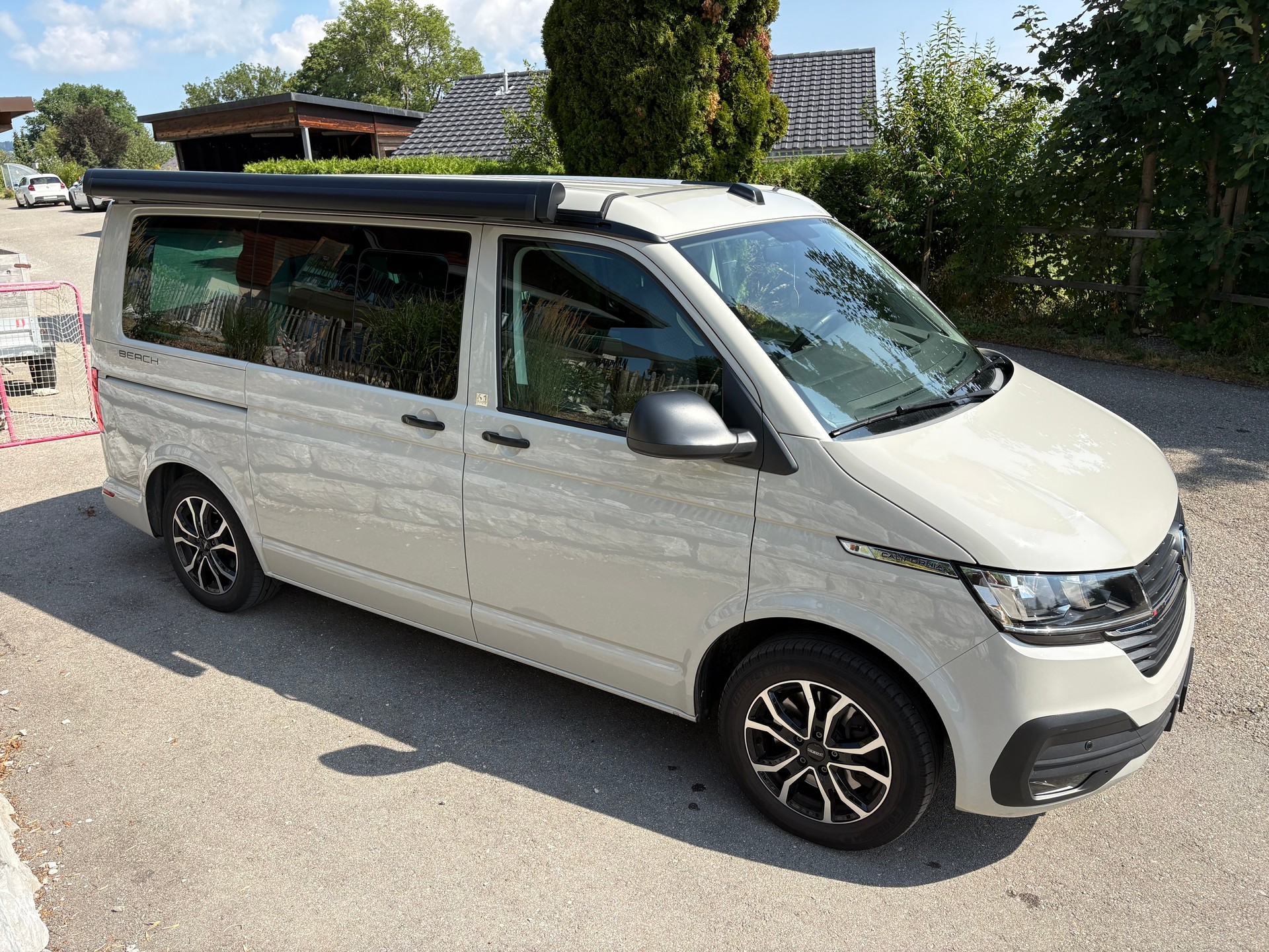 VW 2.0 TDI 150 Beach Liberty Spirit DSG 4m-image-3