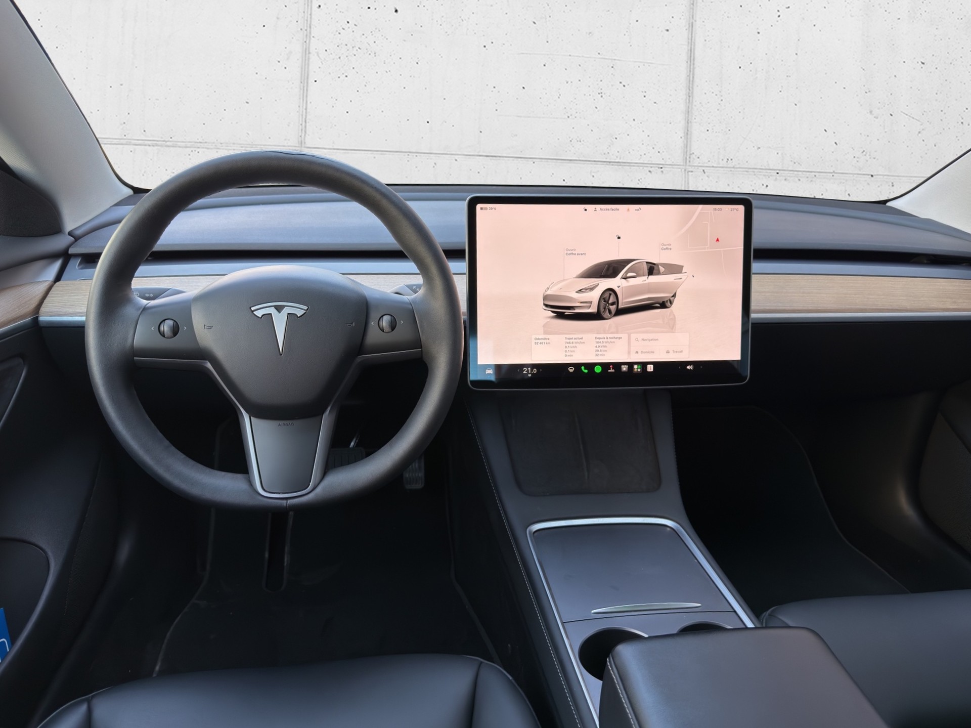 TESLA Model 3-image-13
