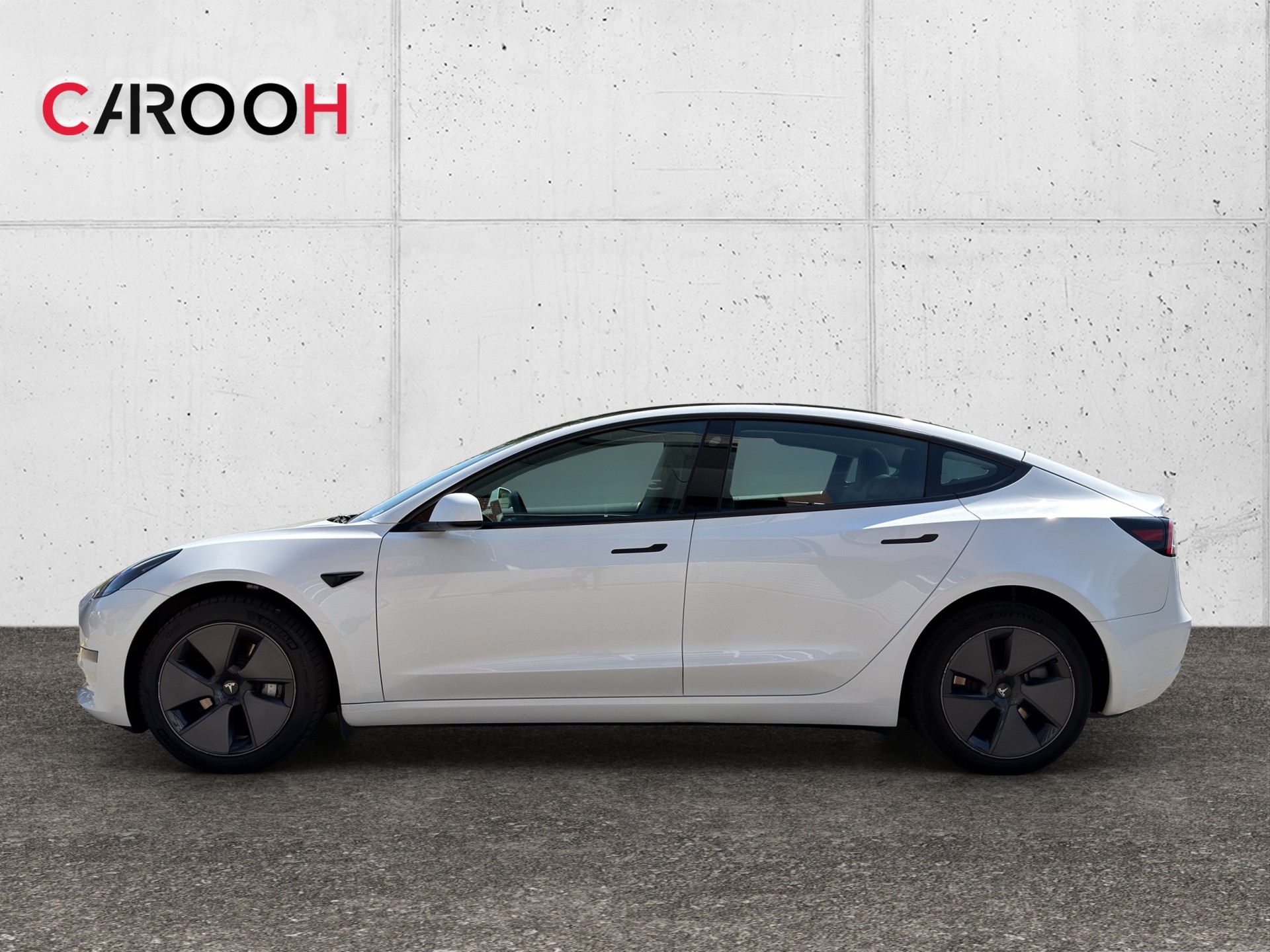 TESLA Model 3-image-3