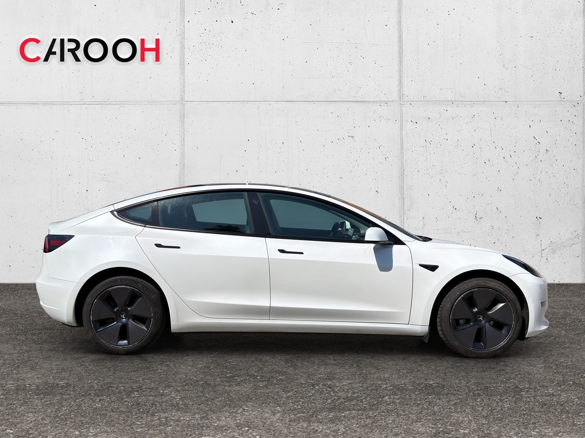 TESLA Model 3-image-7