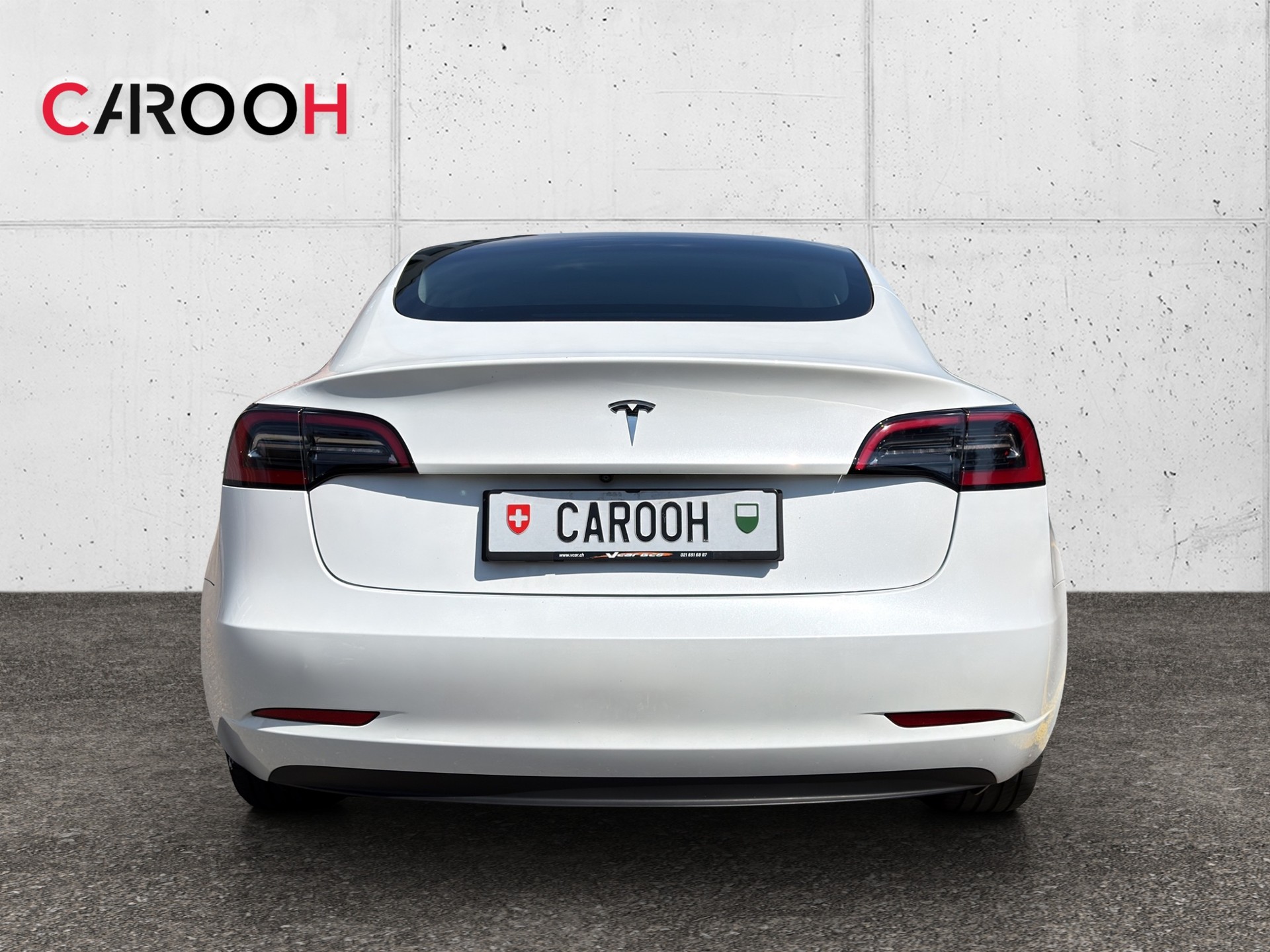 TESLA Model 3-image-5