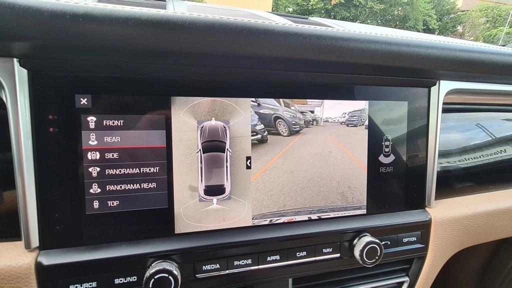 PORSCHE Macan S PDK ** 354 PS ** Voll-Leder ** Gr-Navi ** RF-Kamera 360° ** Sitzheizung ** Frisch Ab MFK & Service **-image-9
