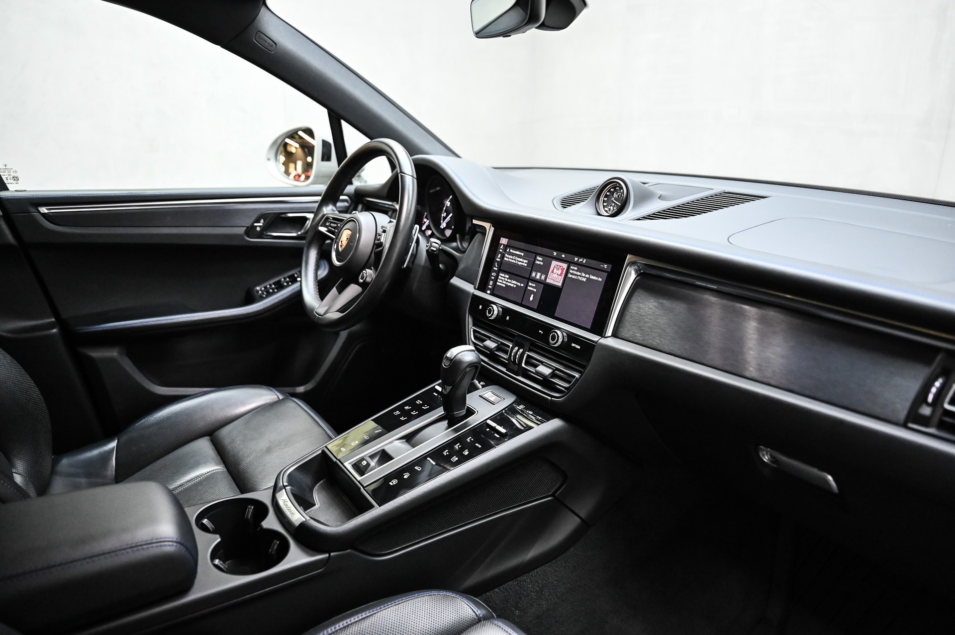 PORSCHE Macan 2.9 V6 GTS-image-18
