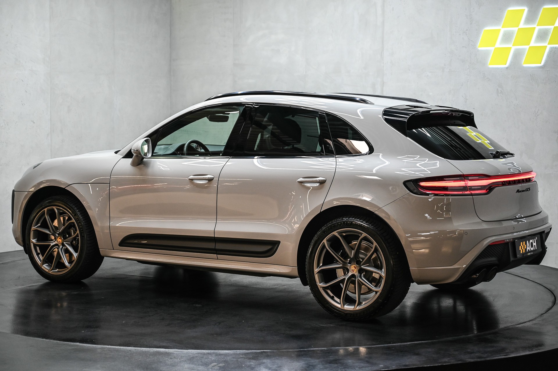 PORSCHE Macan 2.9 V6 GTS-image-5