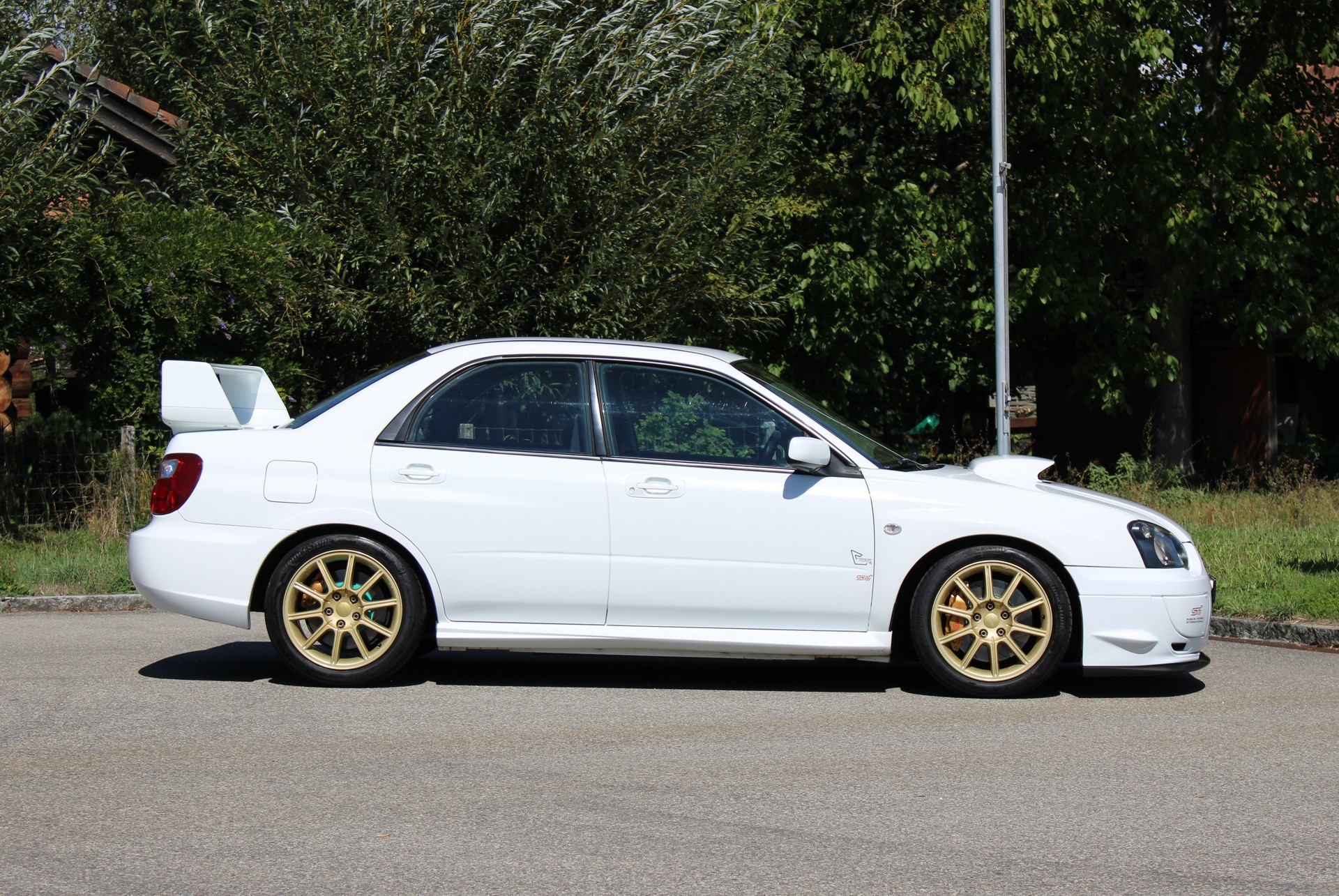 SUBARU Impreza 2.0 Turbo 4WD WRX STI Swiss Rally Champion-image-3