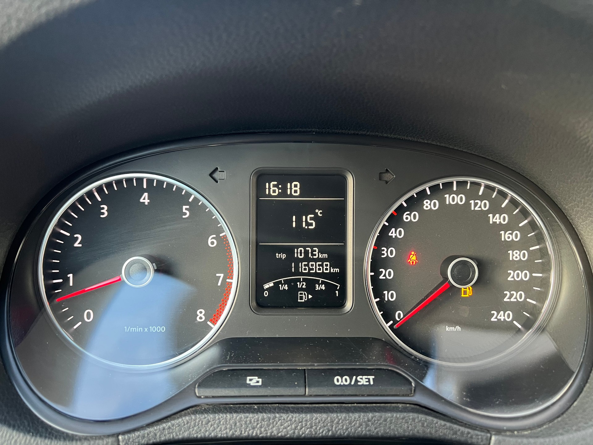 VW Polo 1.2 TSI Comfortline-image-8