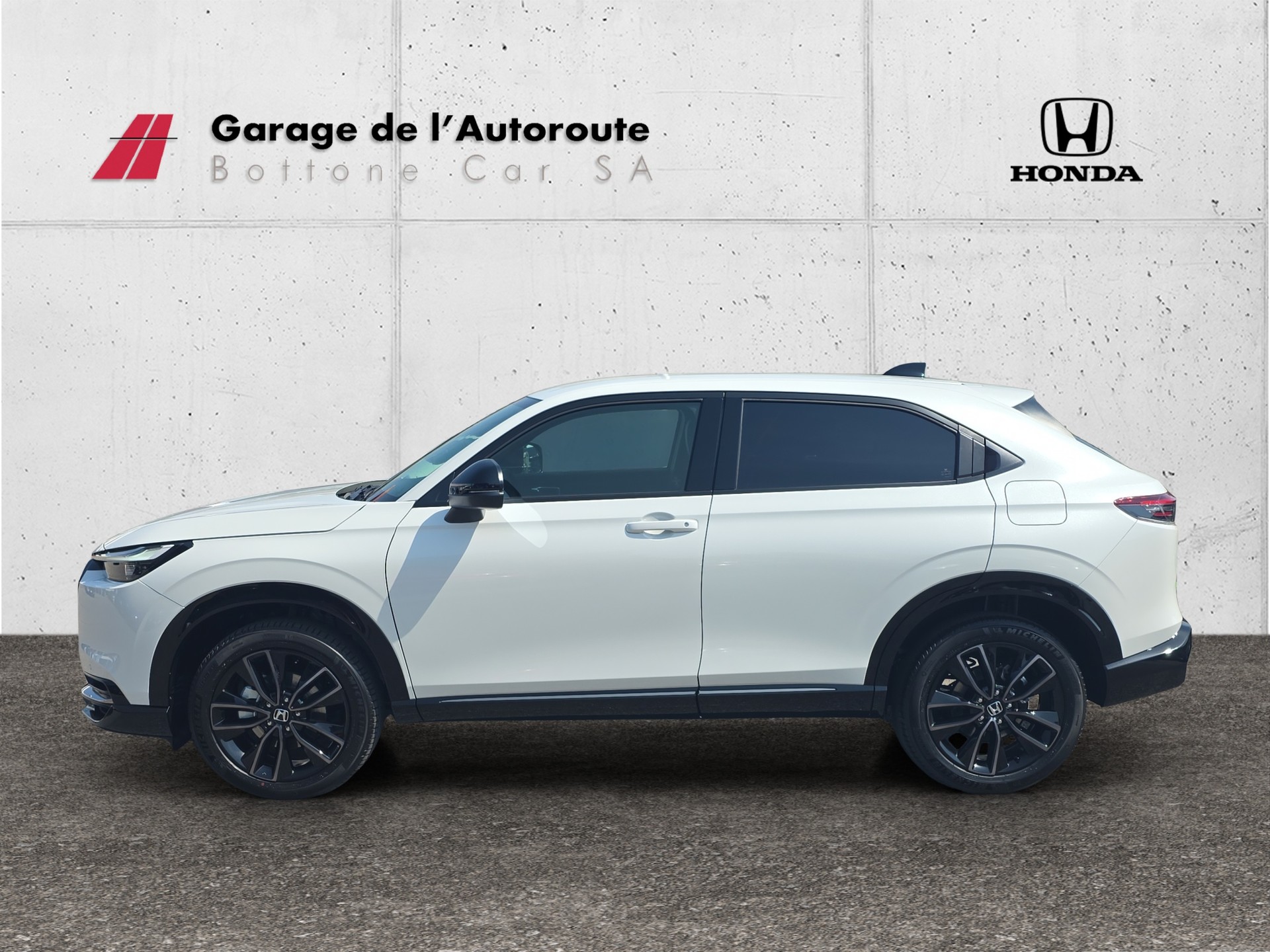 HONDA HR-V 1.5 i-MMD Advance Sport-showroom-element-1