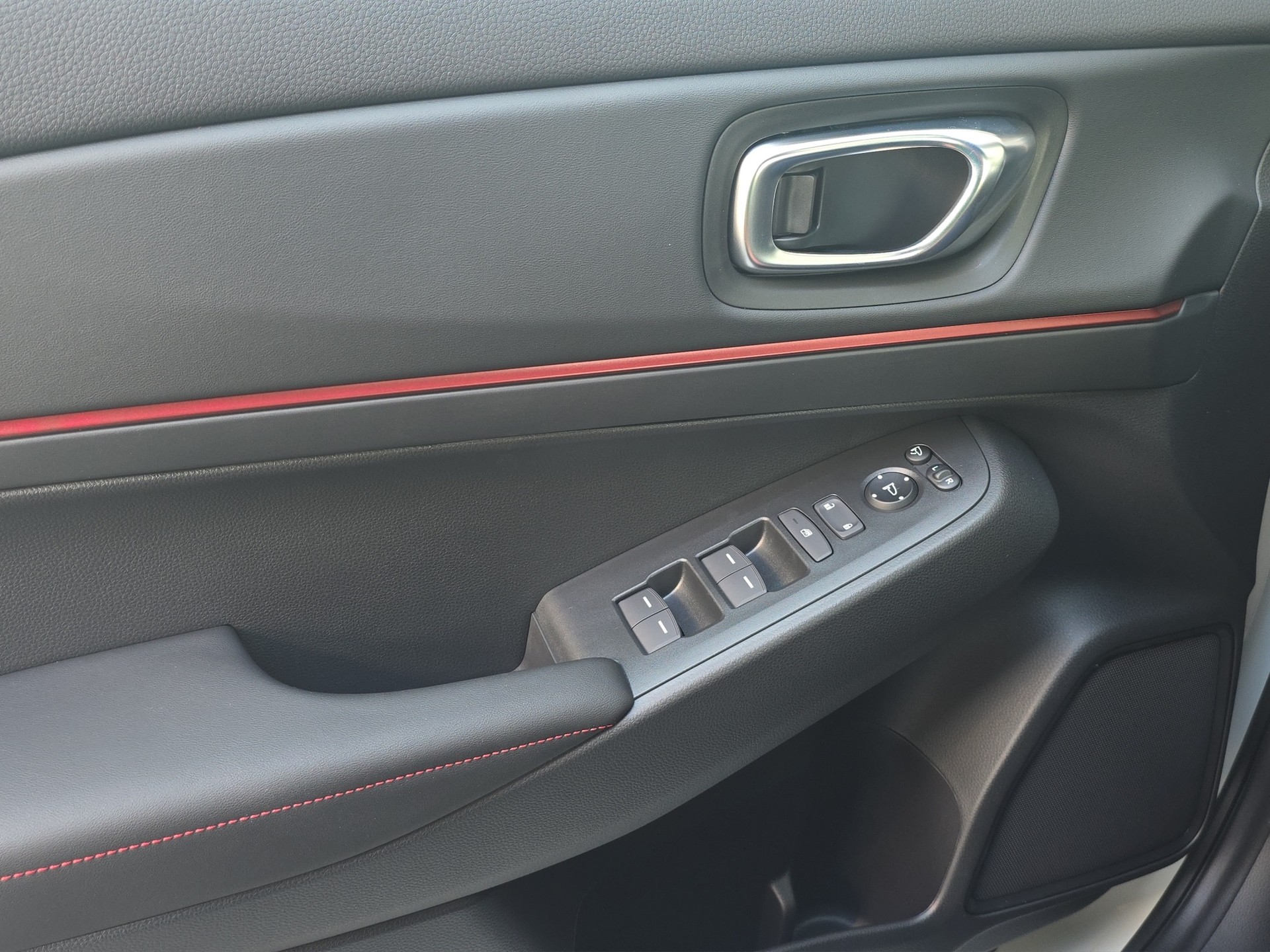 HONDA HR-V 1.5 i-MMD Advance Sport-image-11