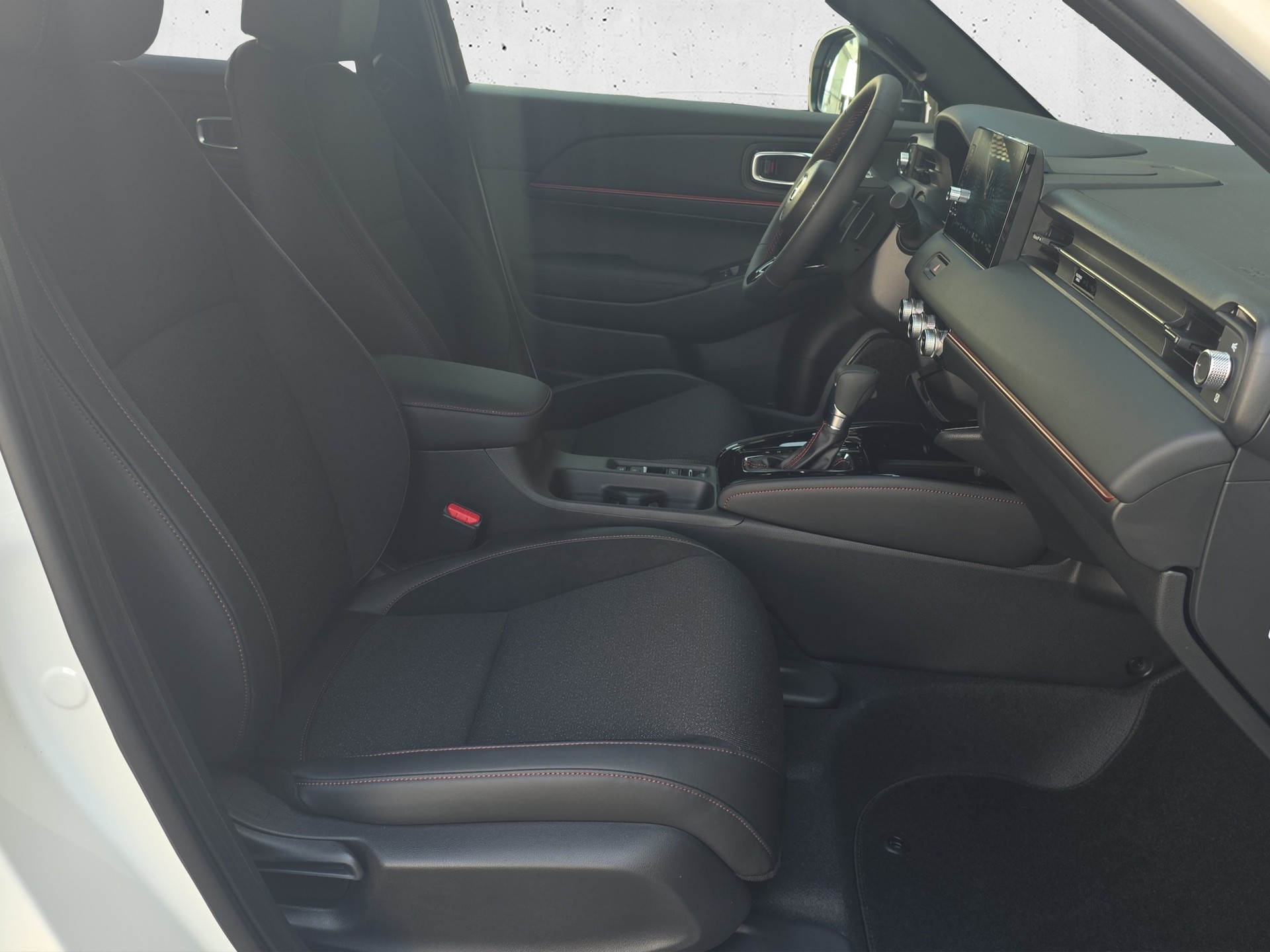 HONDA HR-V 1.5 i-MMD Advance Sport-image-16