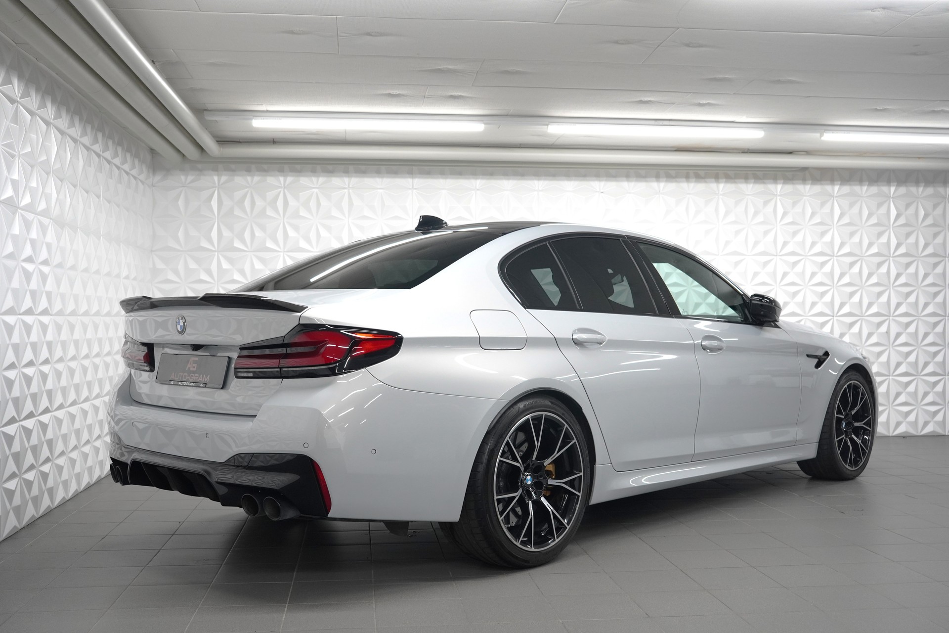 BMW Bmw M5 xDrive Competition Drivelogic-image-4