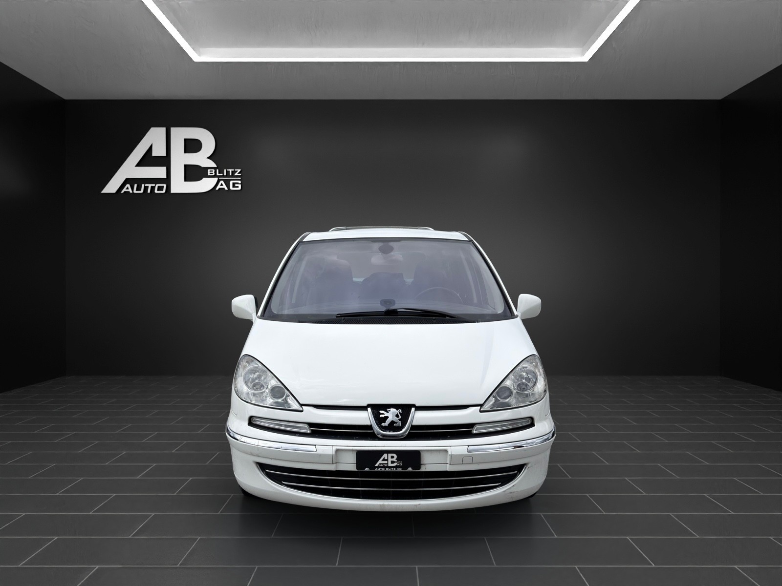 PEUGEOT 807 2.0 16V HDi Active-image-0