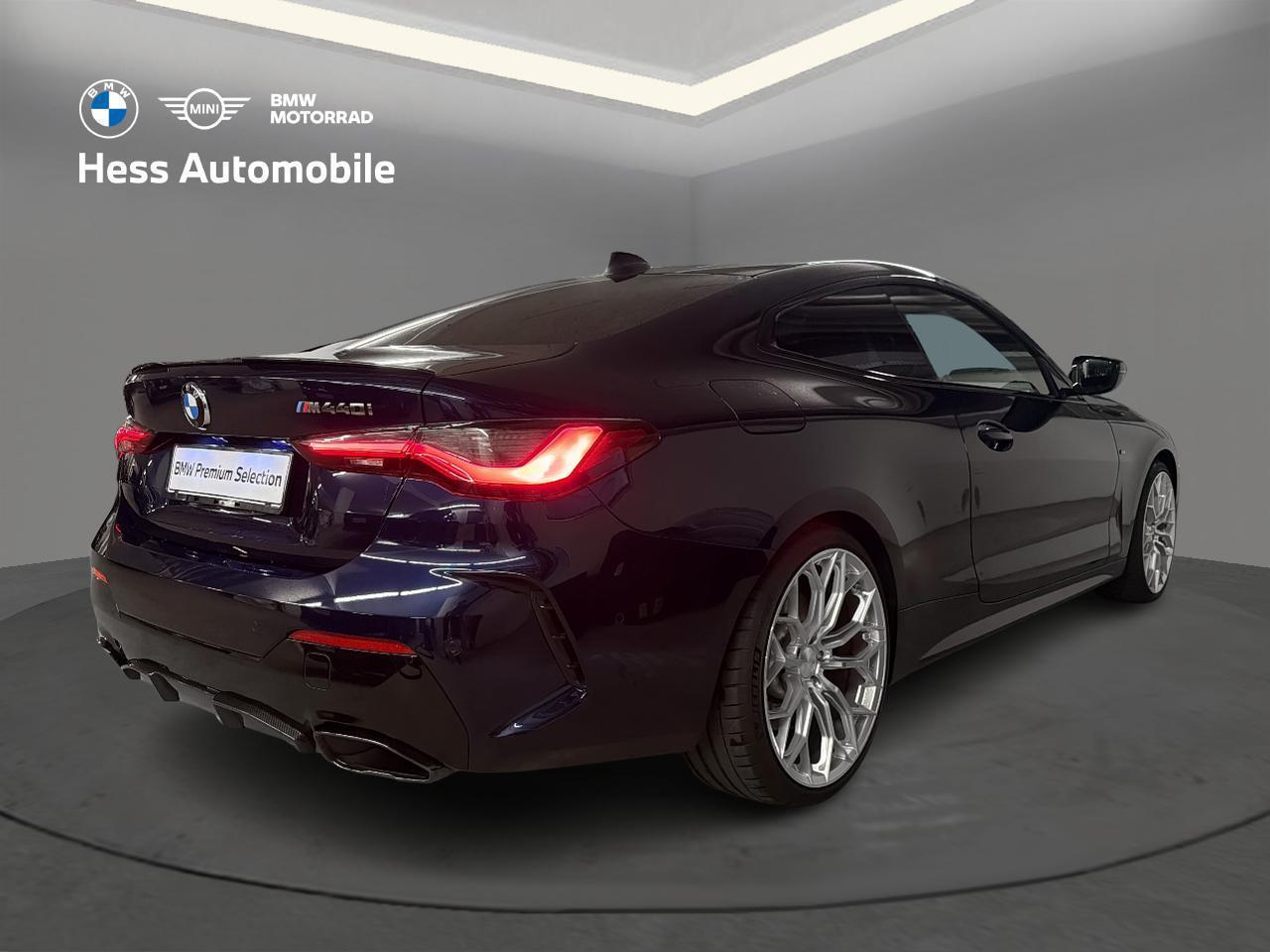 BMW M440i xDrive Coupe M-Sport-image-2