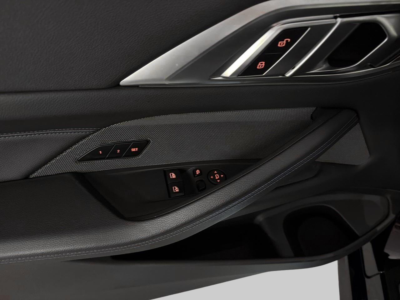BMW M440i xDrive Coupe M-Sport-image-26
