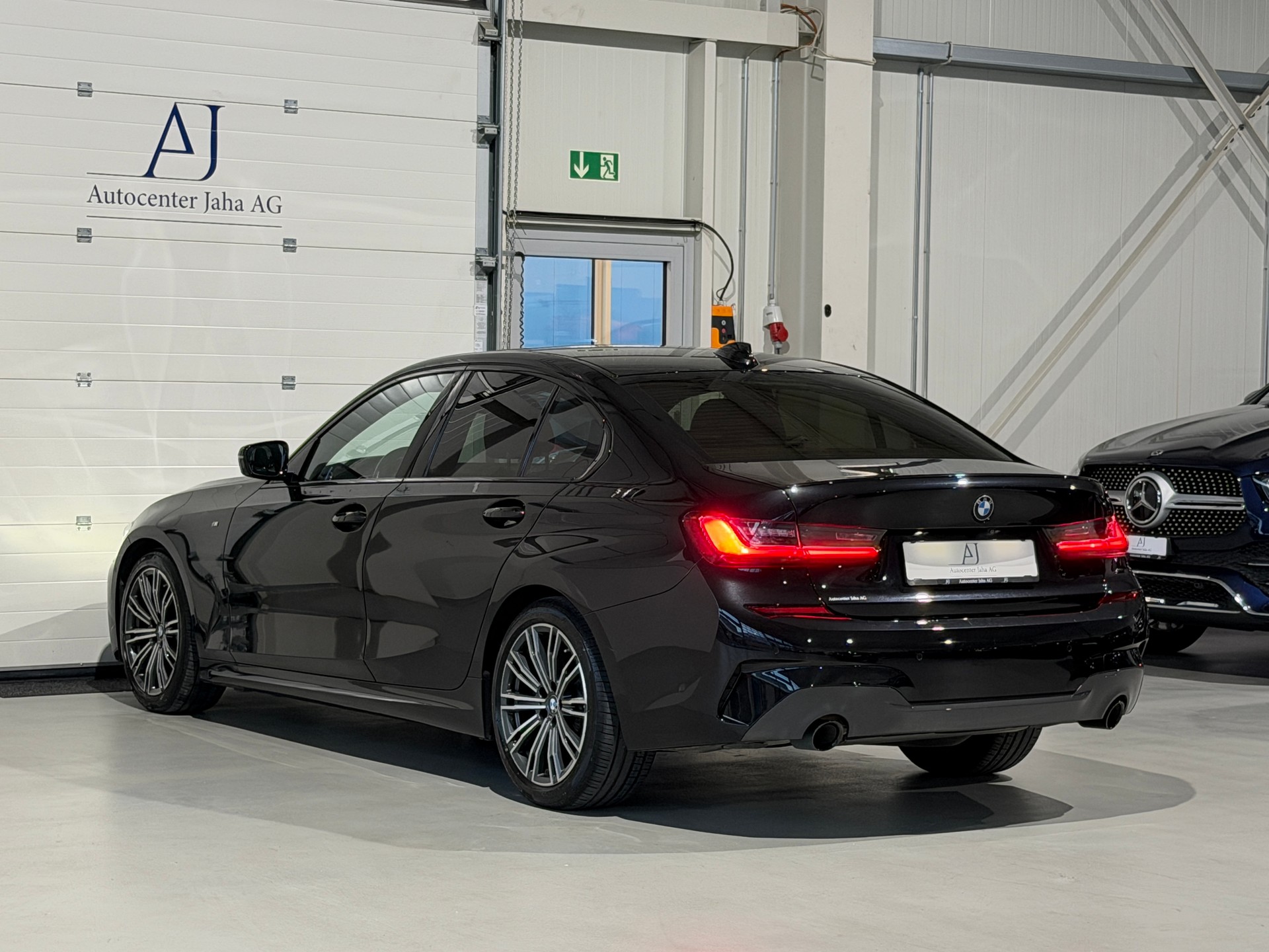 BMW 330d xDrive Steptronic M Sport (CH)-image-19