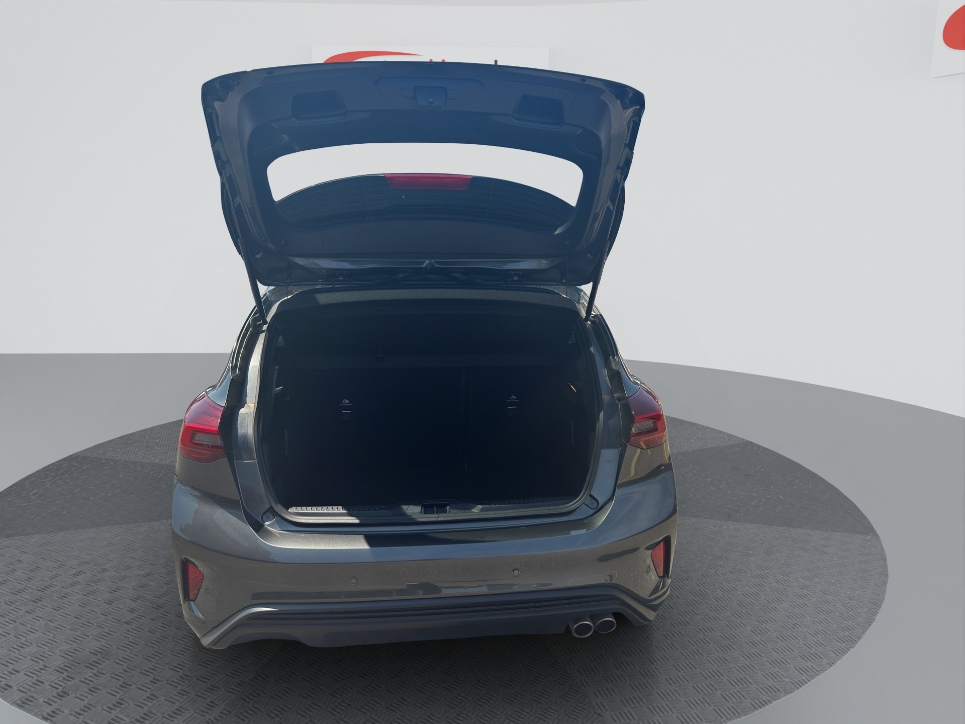 FORD Focus 1.5 TDCi EcoBlue ST-Line Automatic-image-2