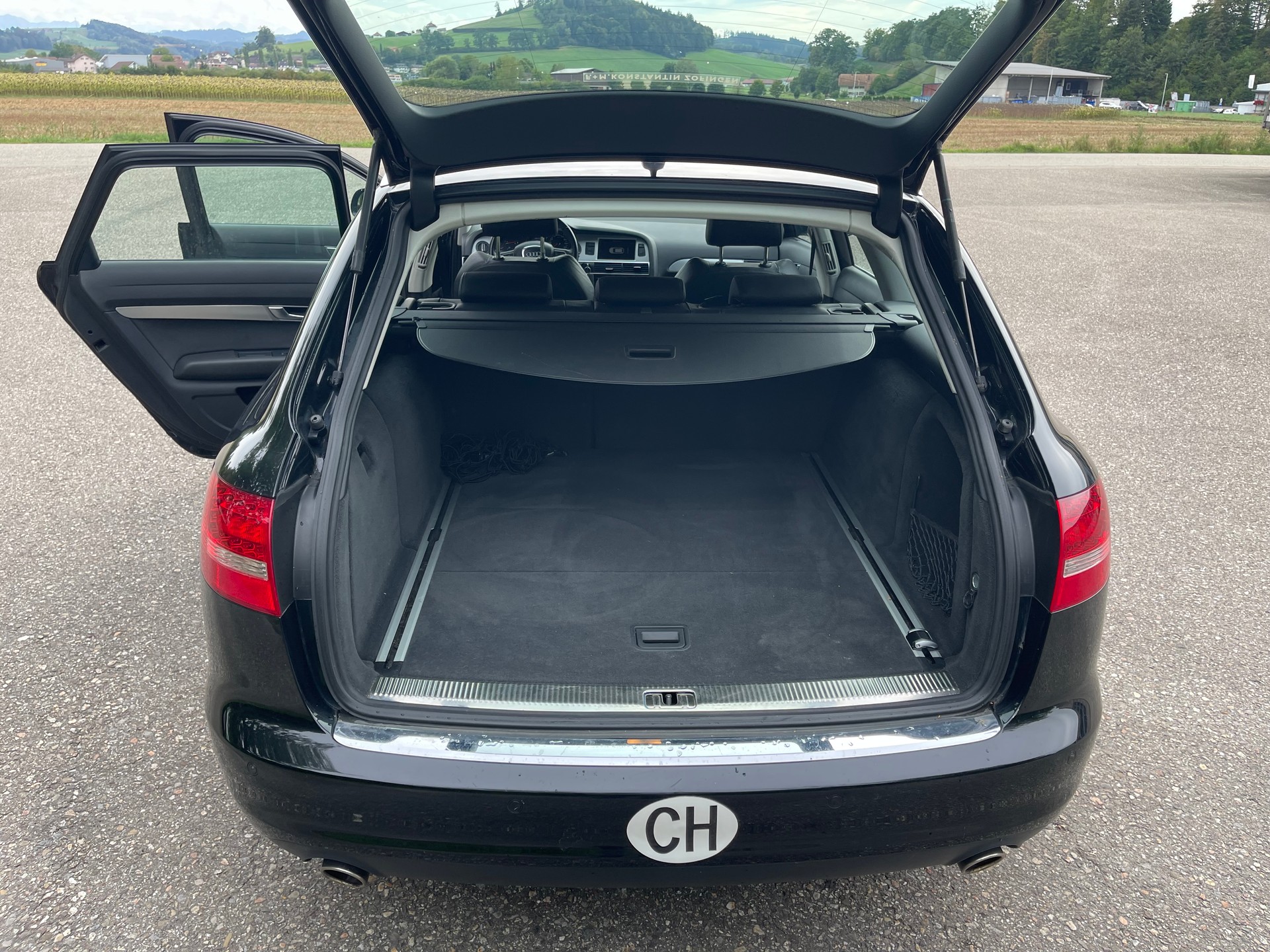 AUDI A6 Avant 3.0 V6 TDI quattro tiptronic-image-9