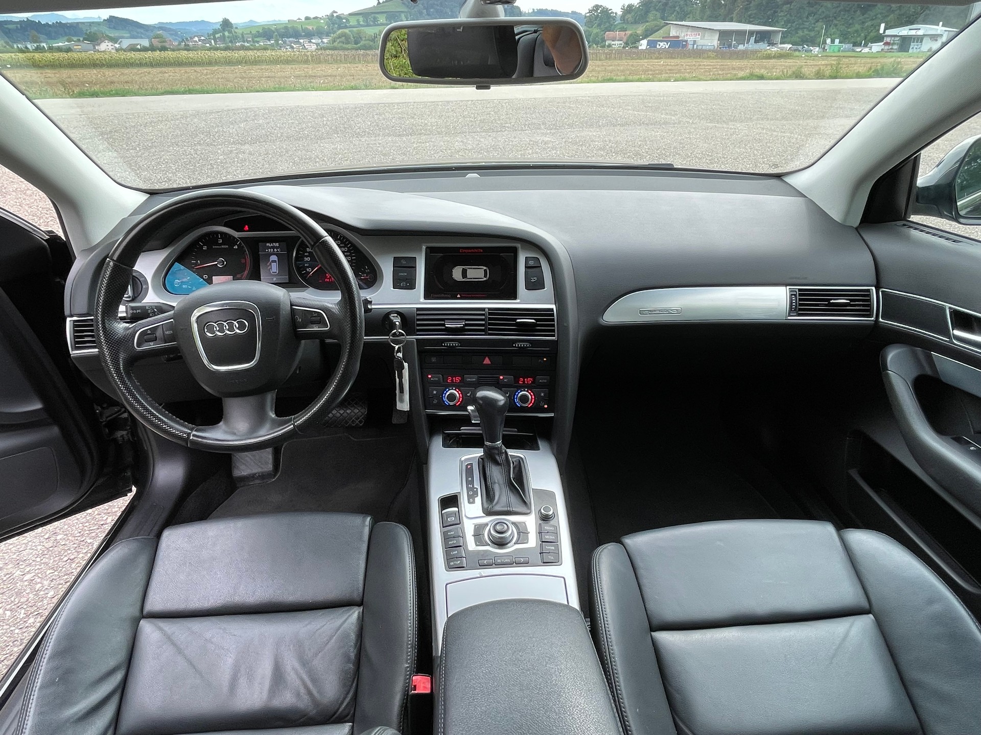AUDI A6 Avant 3.0 V6 TDI quattro tiptronic-image-10