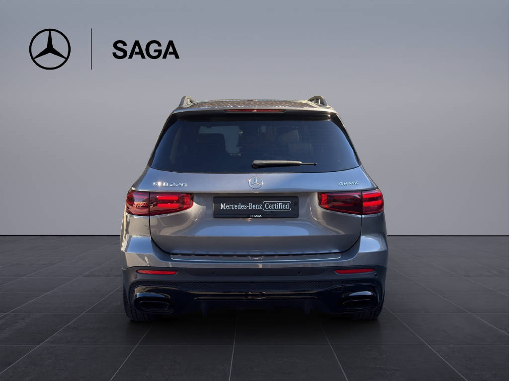 MERCEDES-BENZ GLB 220 AMG Line 4matic-image-4