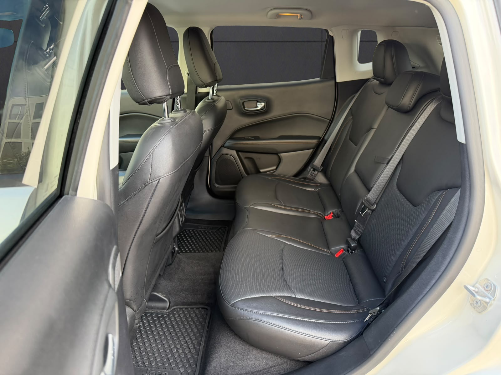 JEEP Compass 1.4 Turbo Opening Edition AWD 9ATX-image-9