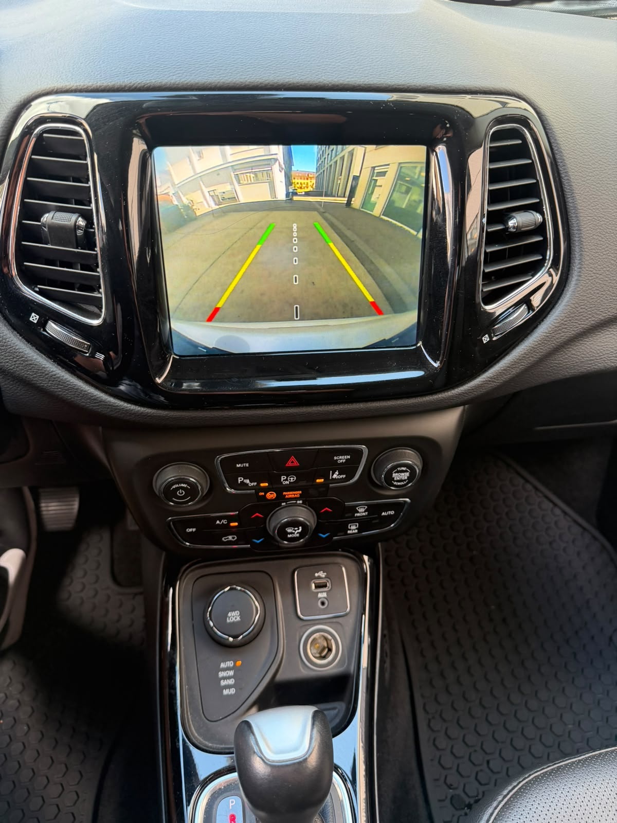 JEEP Compass 1.4 Turbo Opening Edition AWD 9ATX-image-12