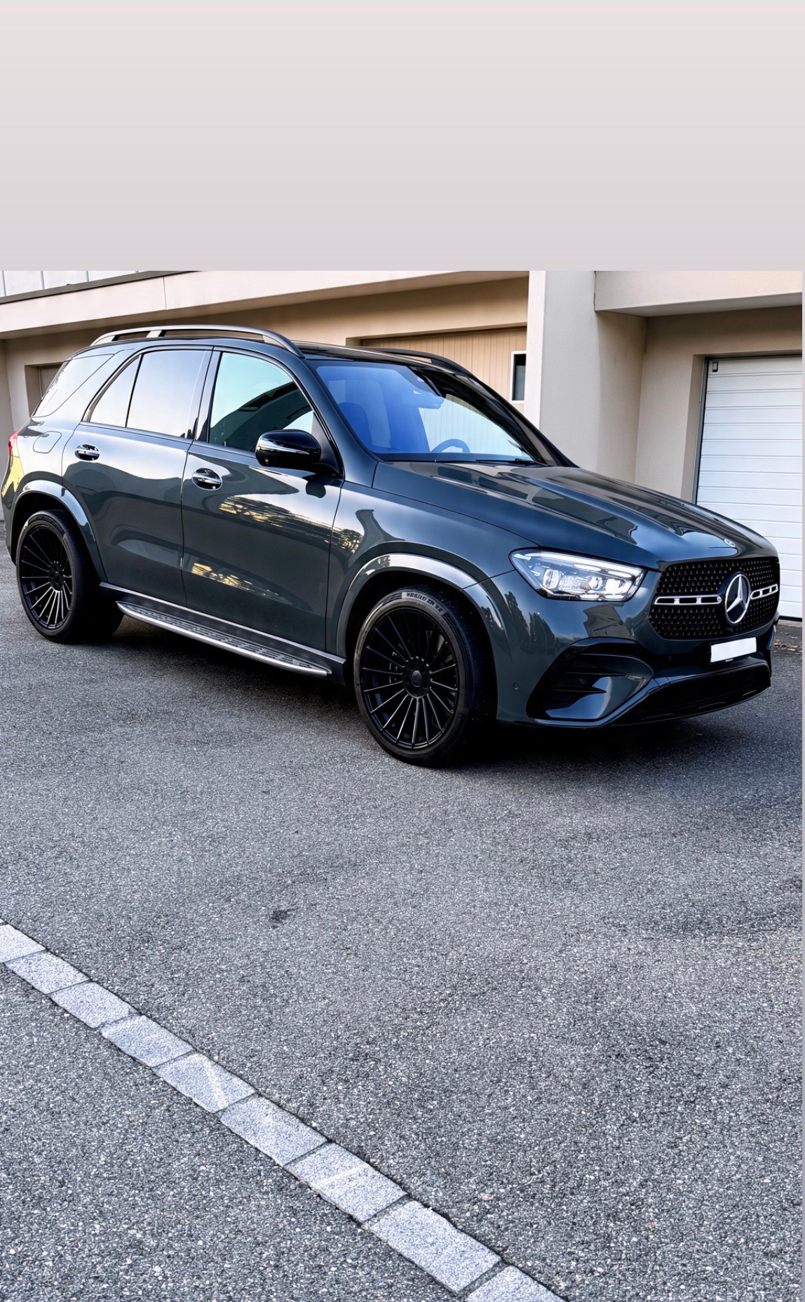 MERCEDES-BENZ GLE 450 d AMG Line 4matic-image-1