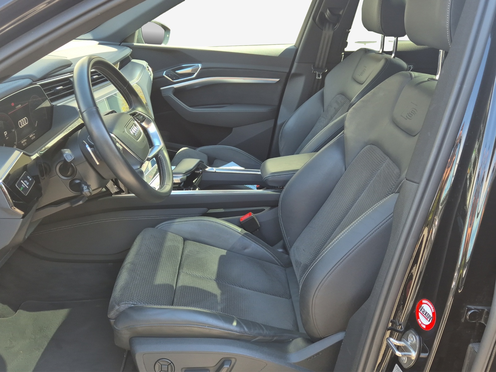 AUDI e-tron 50 S Line Attraction quattro-image-7