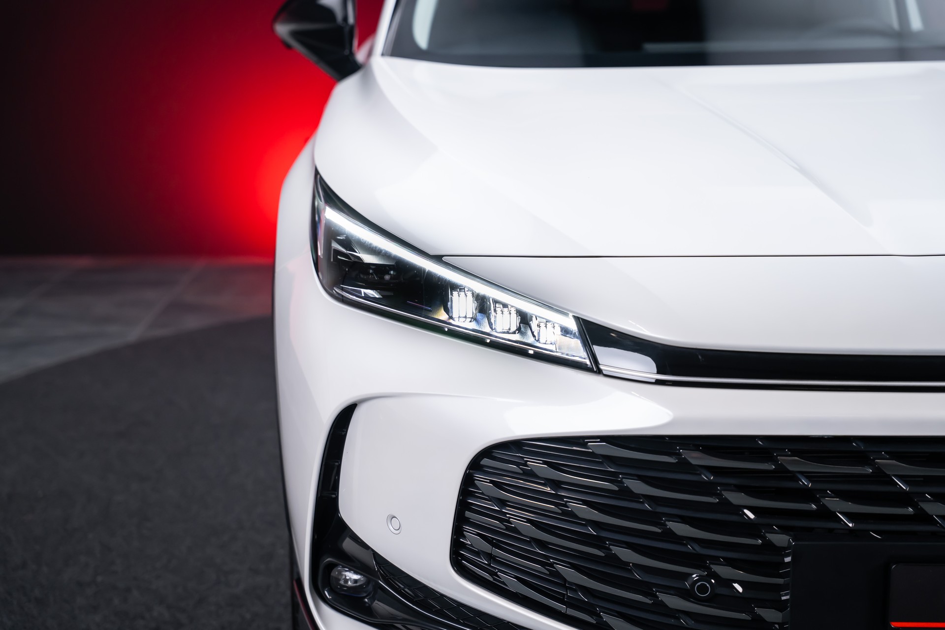 MG HS 1.5 T PHEV Luxury / 360°Kamera / el.Sitze / el.Heckklappe-image-36