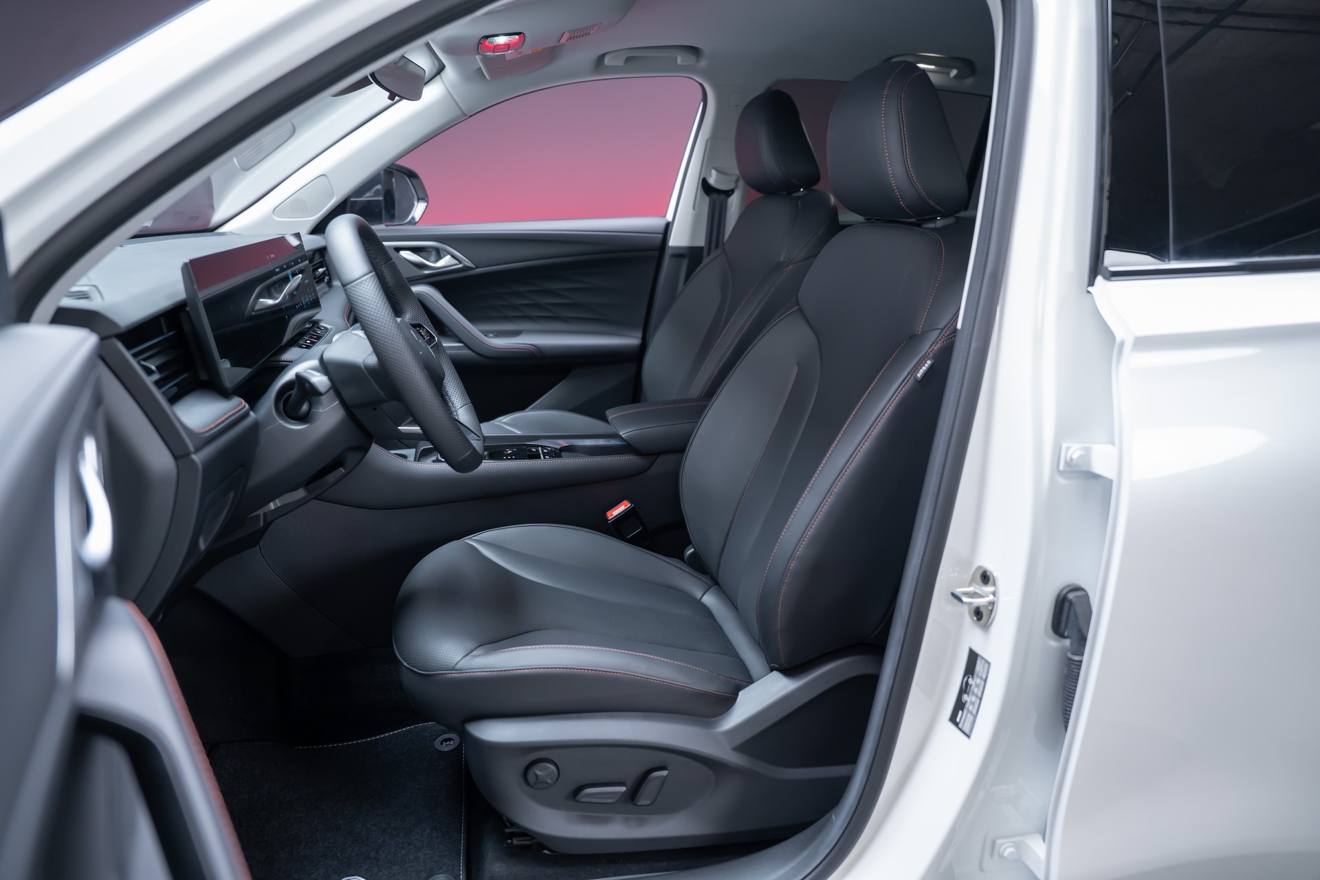 MG HS 1.5 T PHEV Luxury / 360°Kamera / el.Sitze / el.Heckklappe-image-11