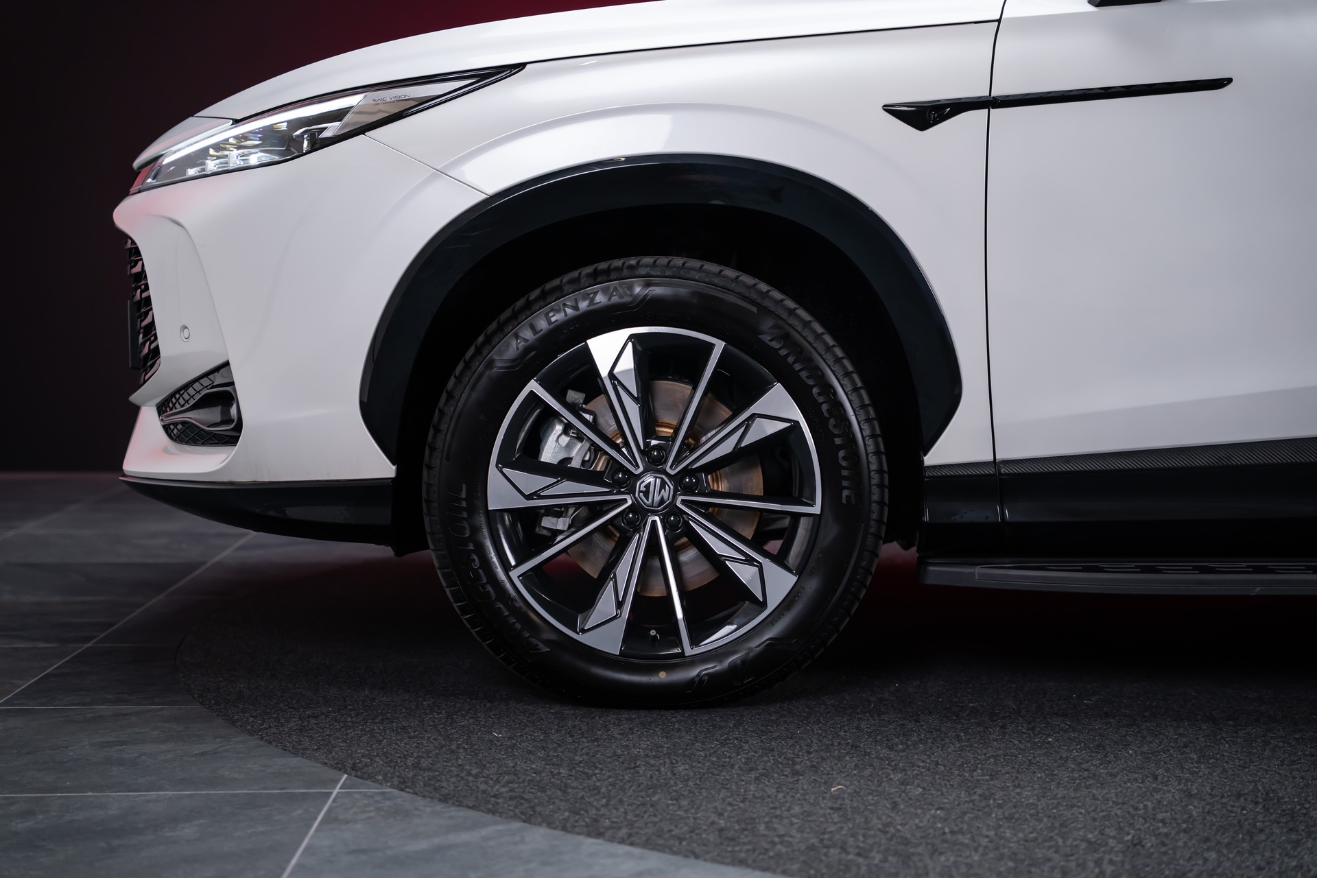 MG HS 1.5 T PHEV Luxury / 360°Kamera / el.Sitze / el.Heckklappe-image-37
