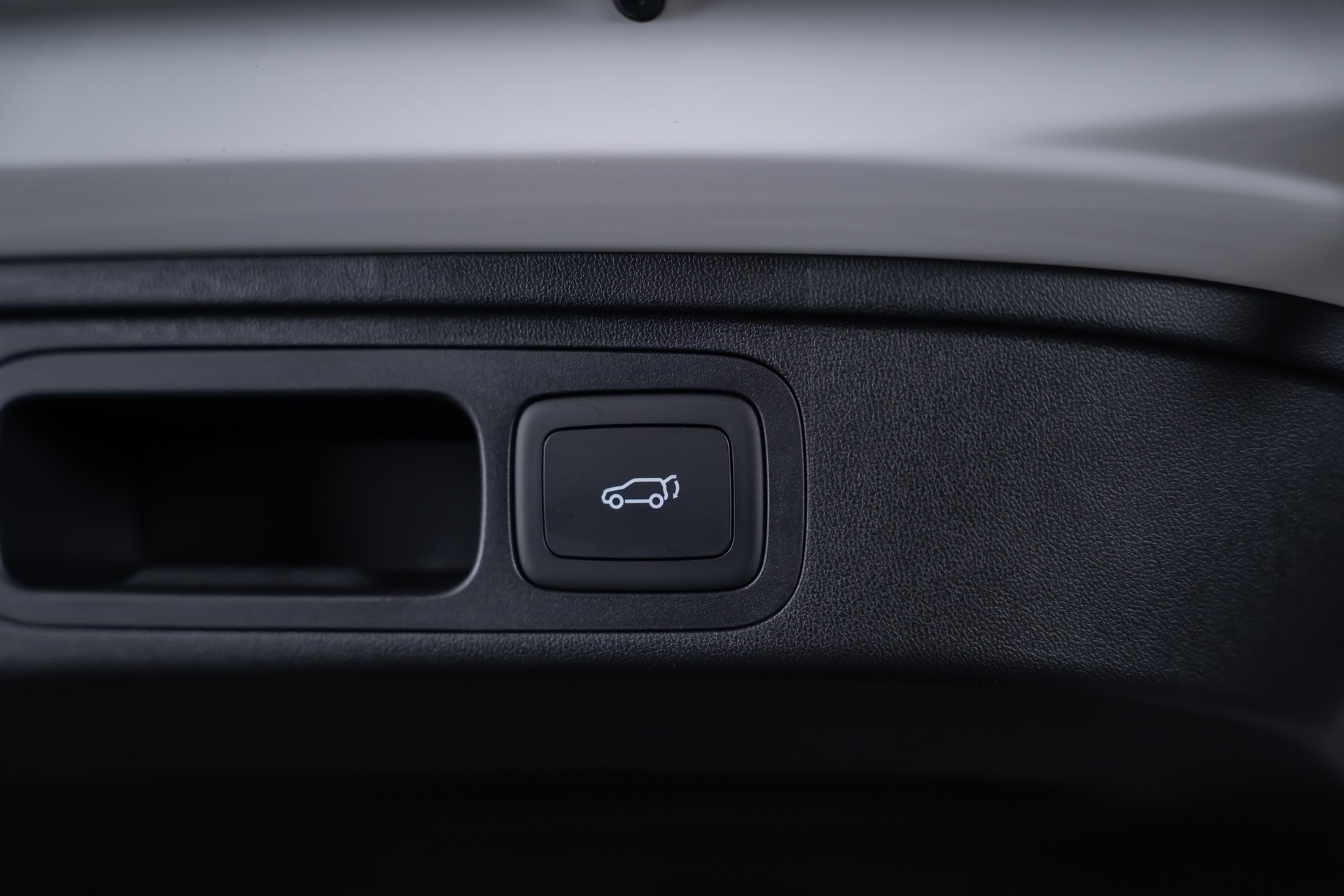 MG HS 1.5 T PHEV Luxury / 360°Kamera / el.Sitze / el.Heckklappe-image-8